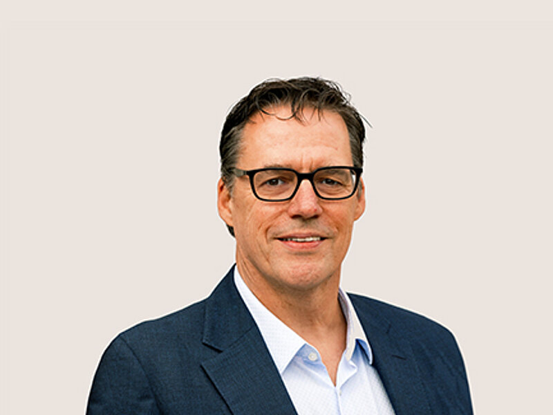 Ralf Bach tritt in Geschäftsführung der AVIA Payment Service GmbH (APS) ein.