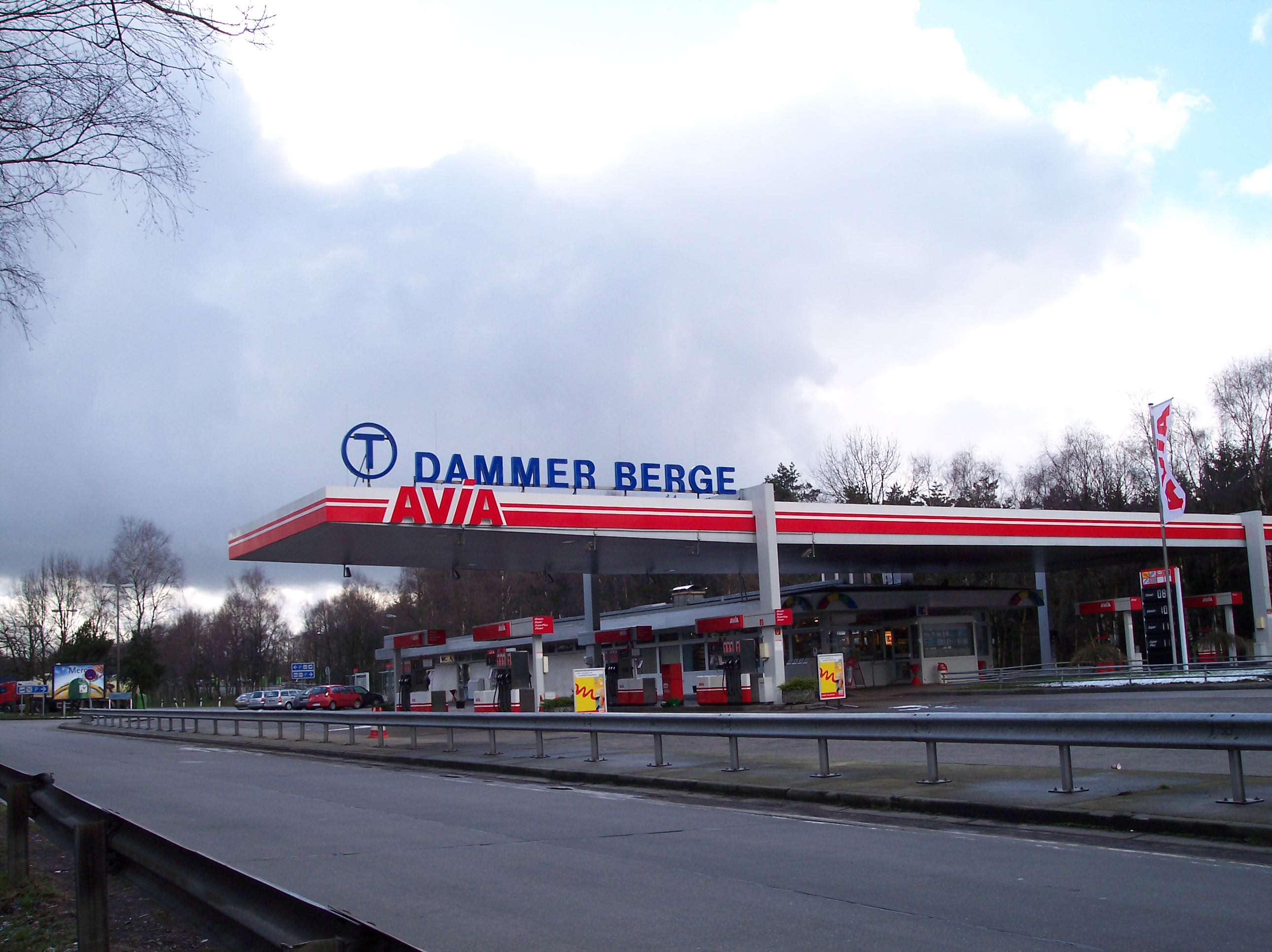 AVIA Tankstelle Bild  1