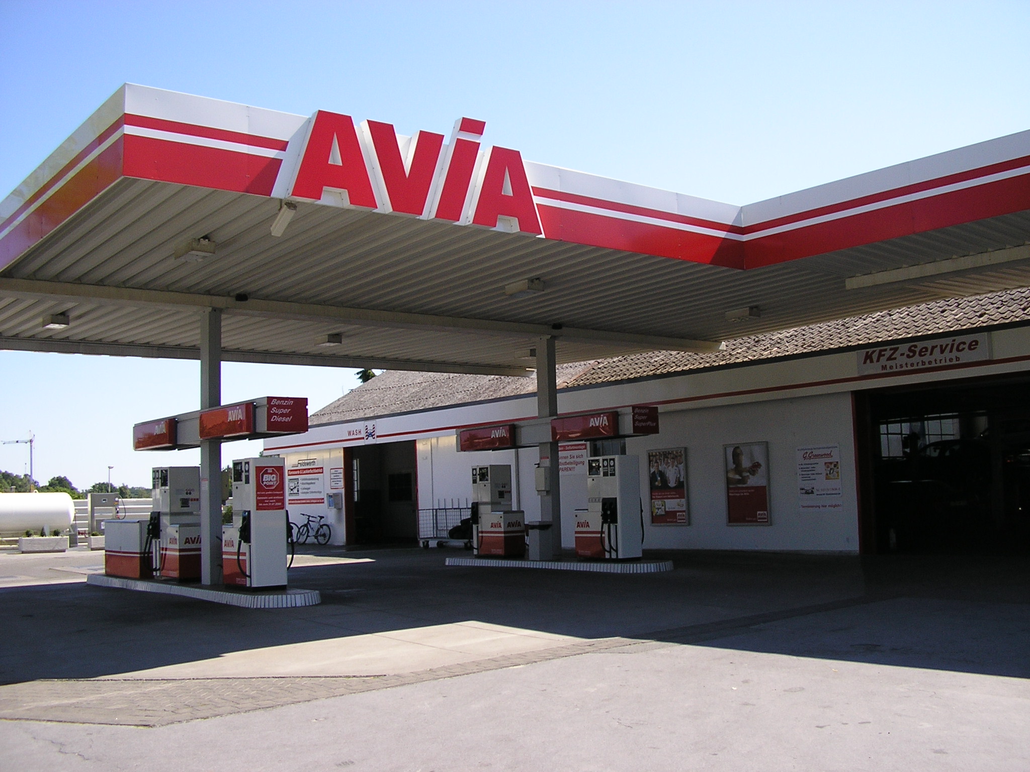 AVIA Tankstelle Bild  1