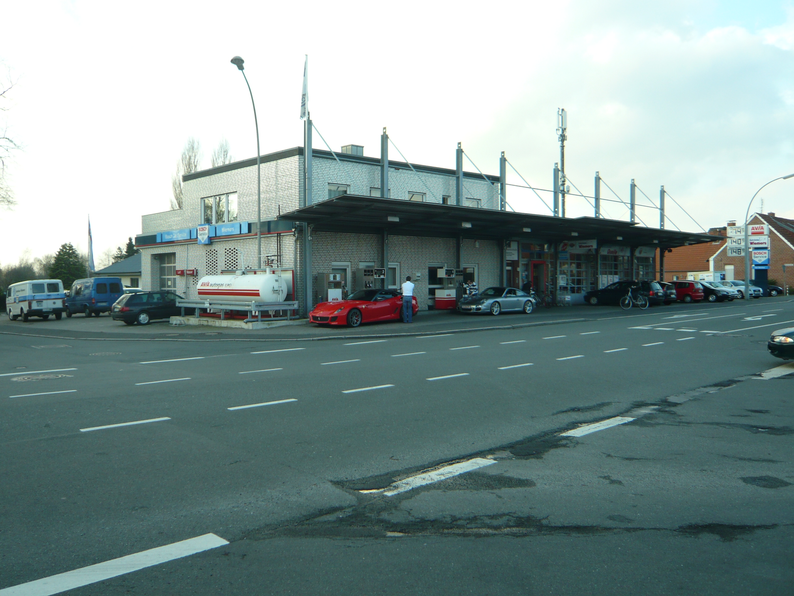 AVIA Tankstelle Bild  1