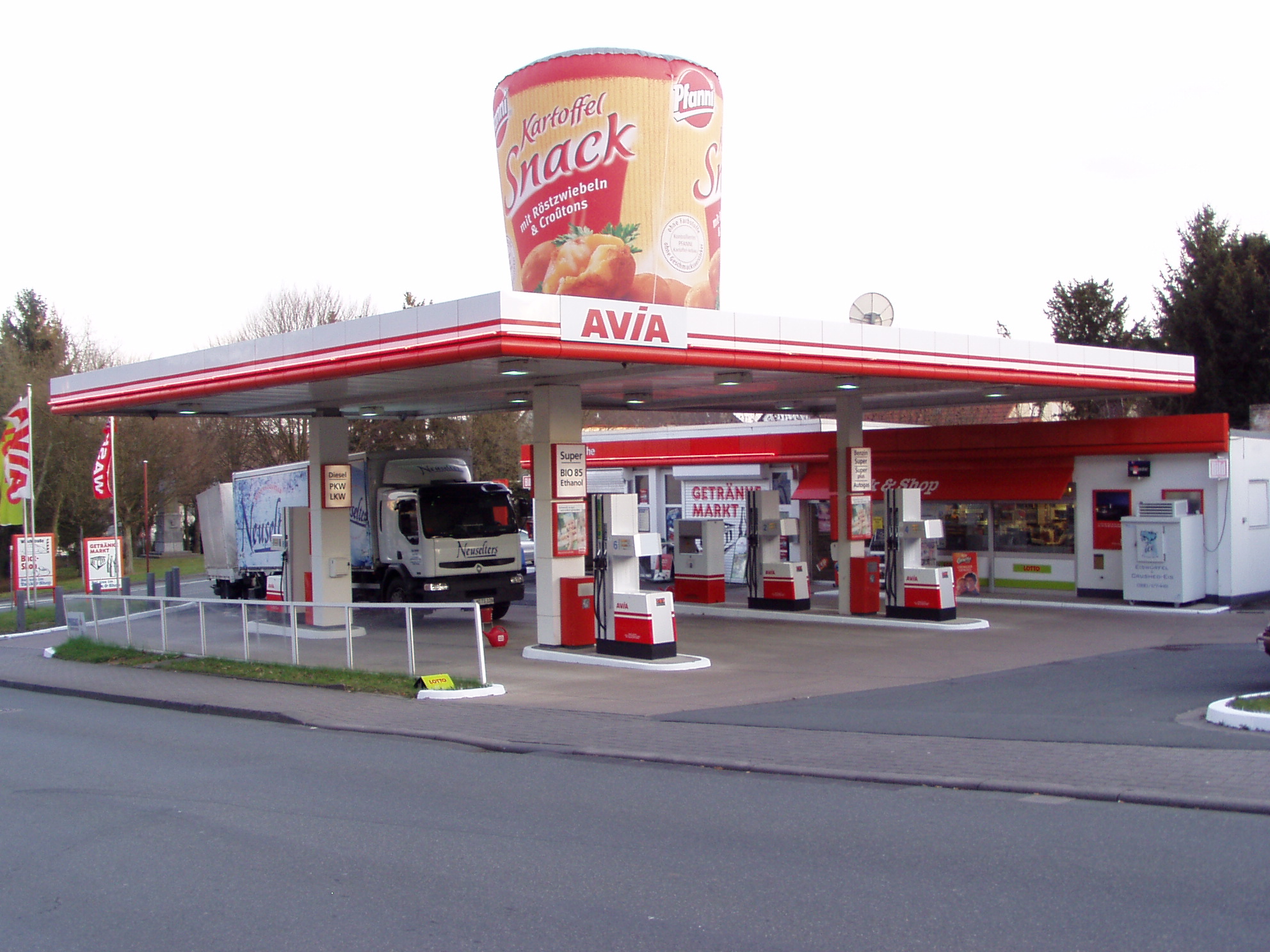 AVIA Tankstelle Bild  1