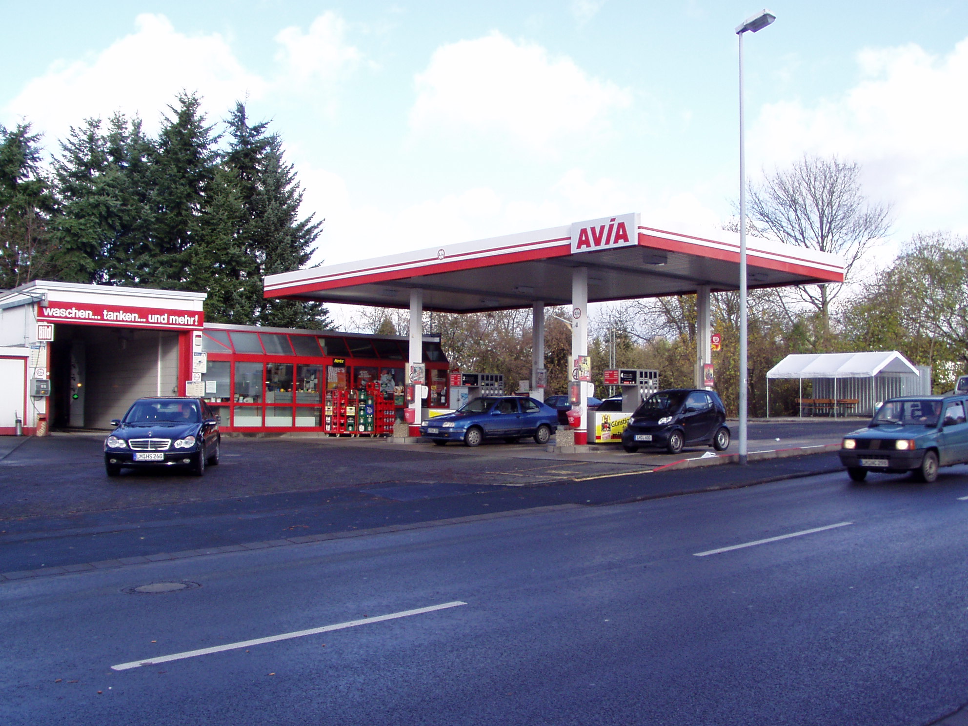 Tankstelle Bild  1