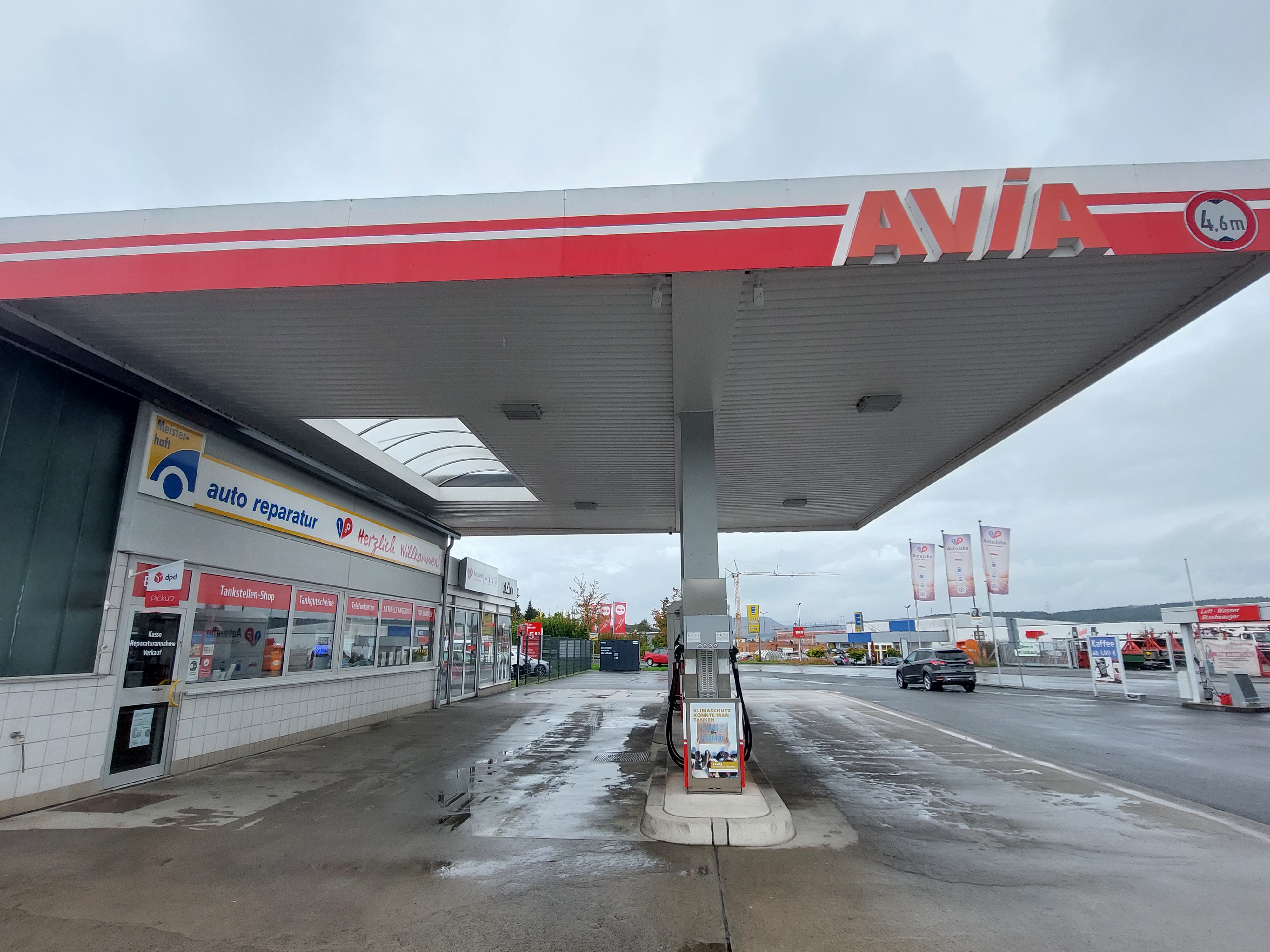 AVIA Tankstelle Bild  2