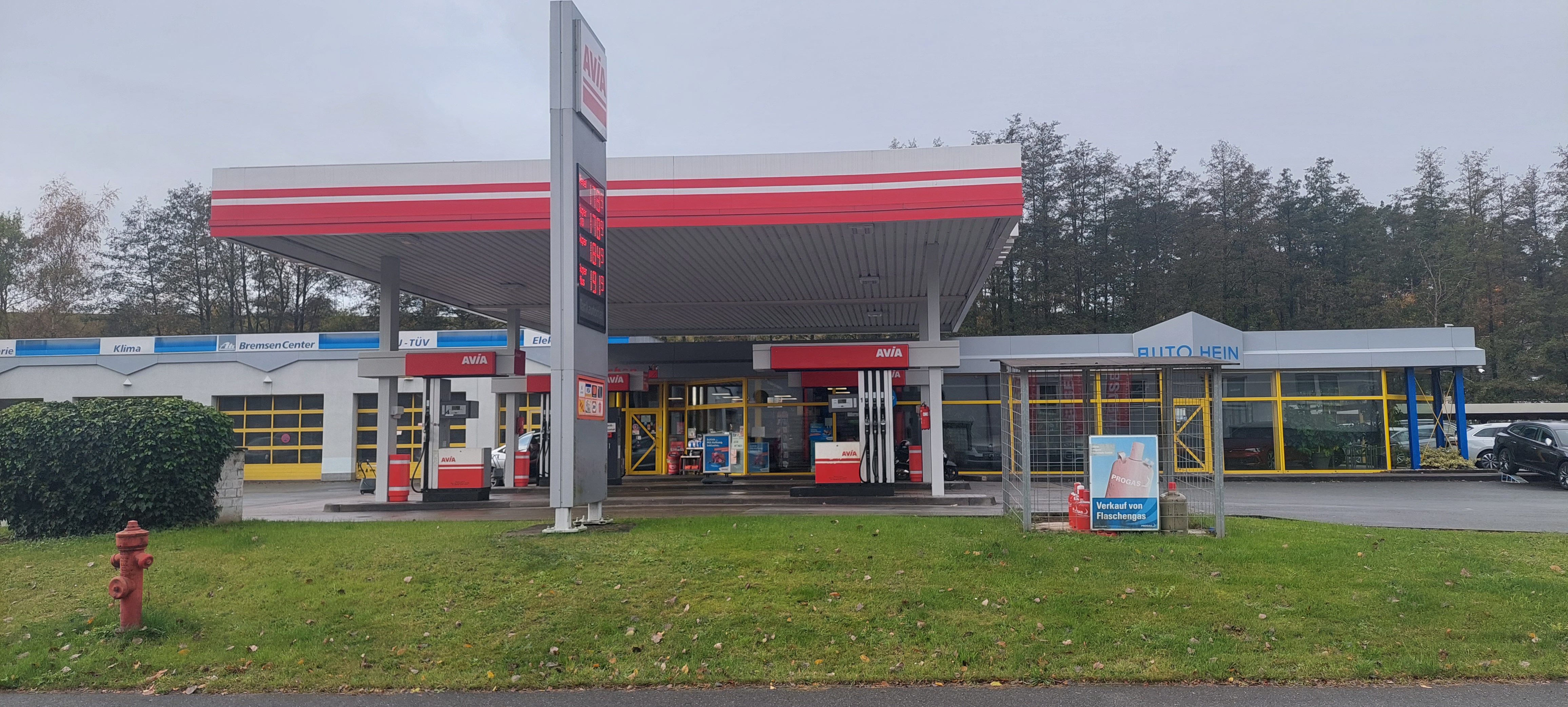 AVIA Tankstelle Bild  1