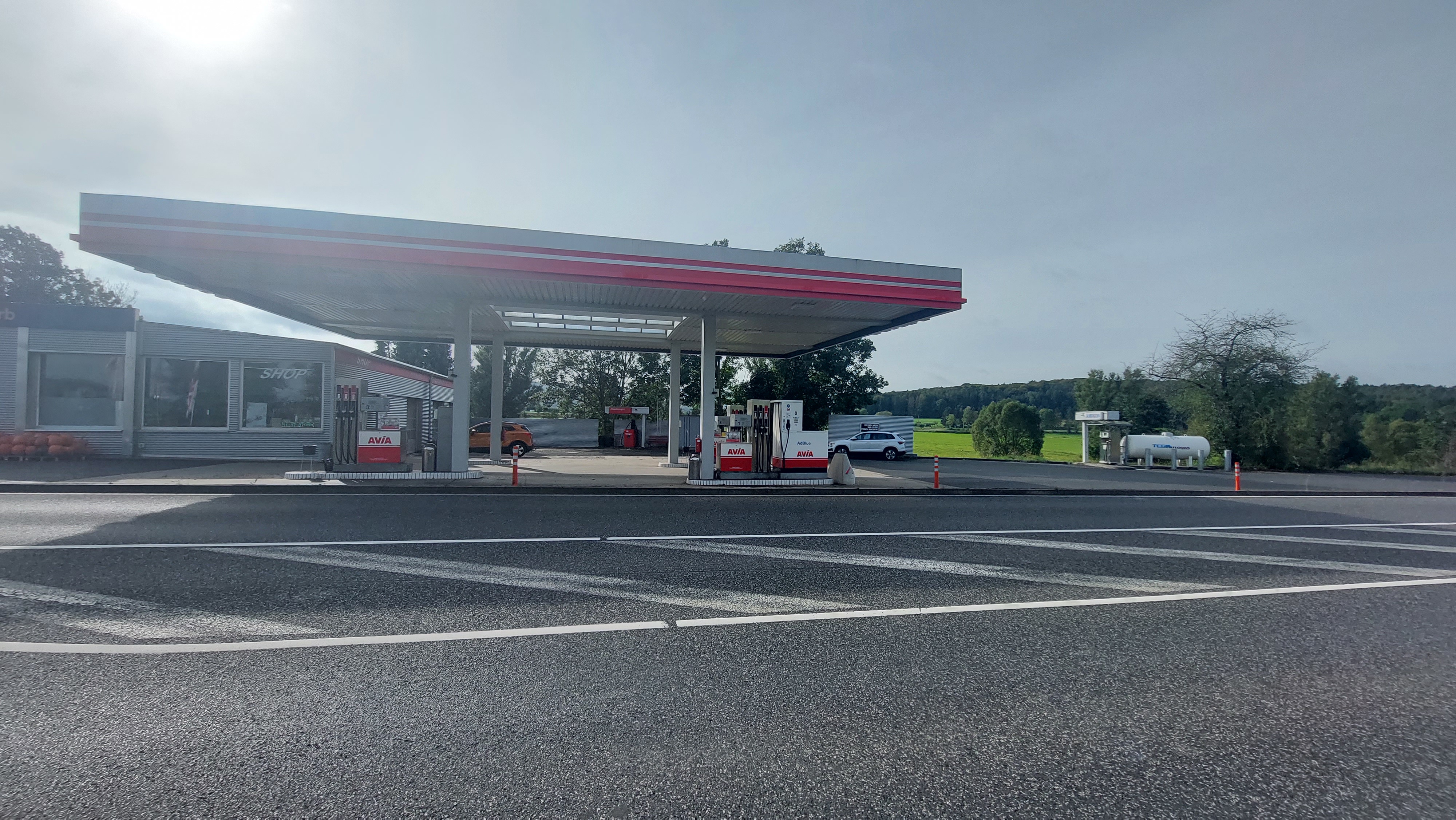 AVIA Tankstelle Bild  3