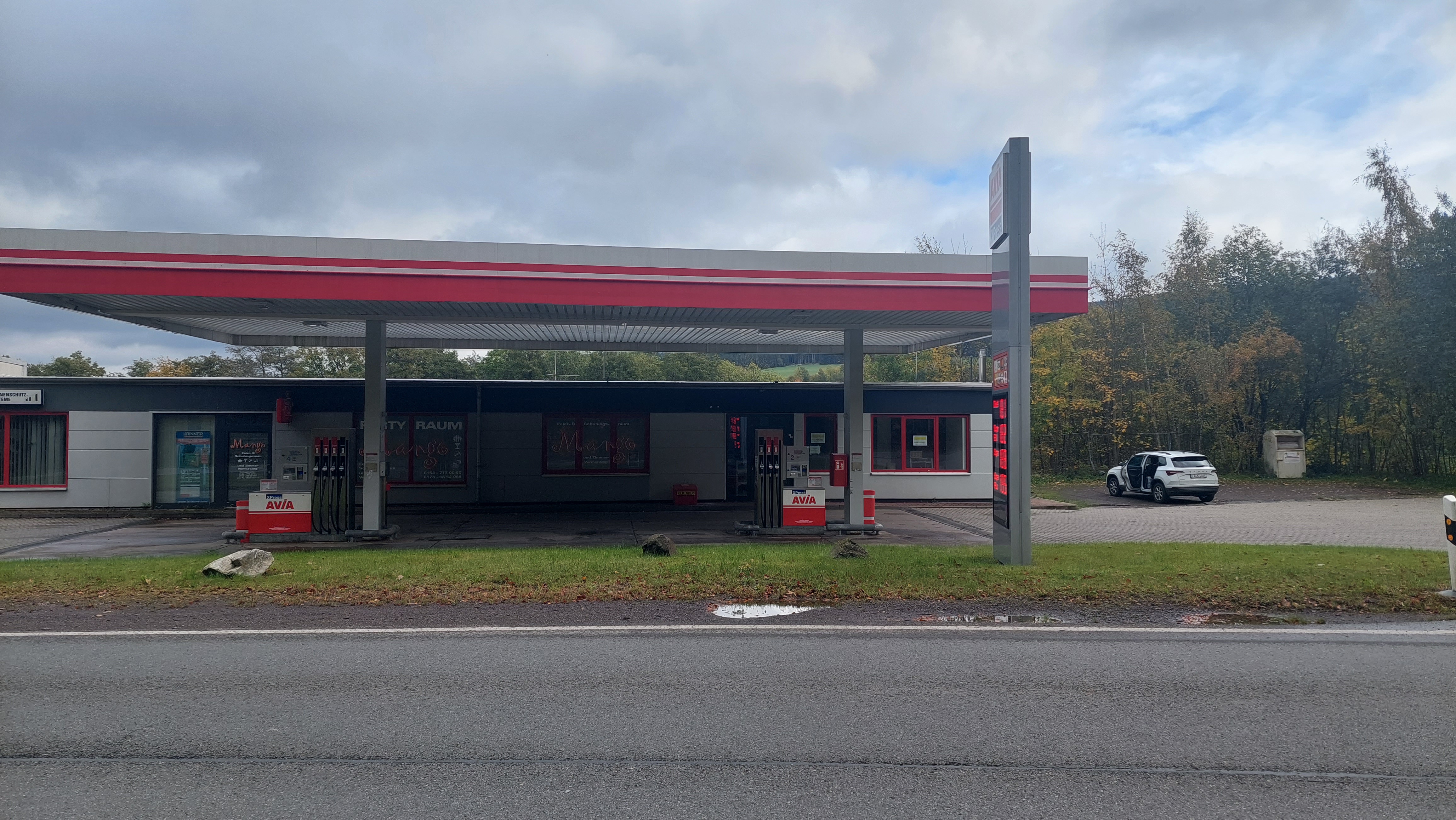 AVIA XPress Bild  1