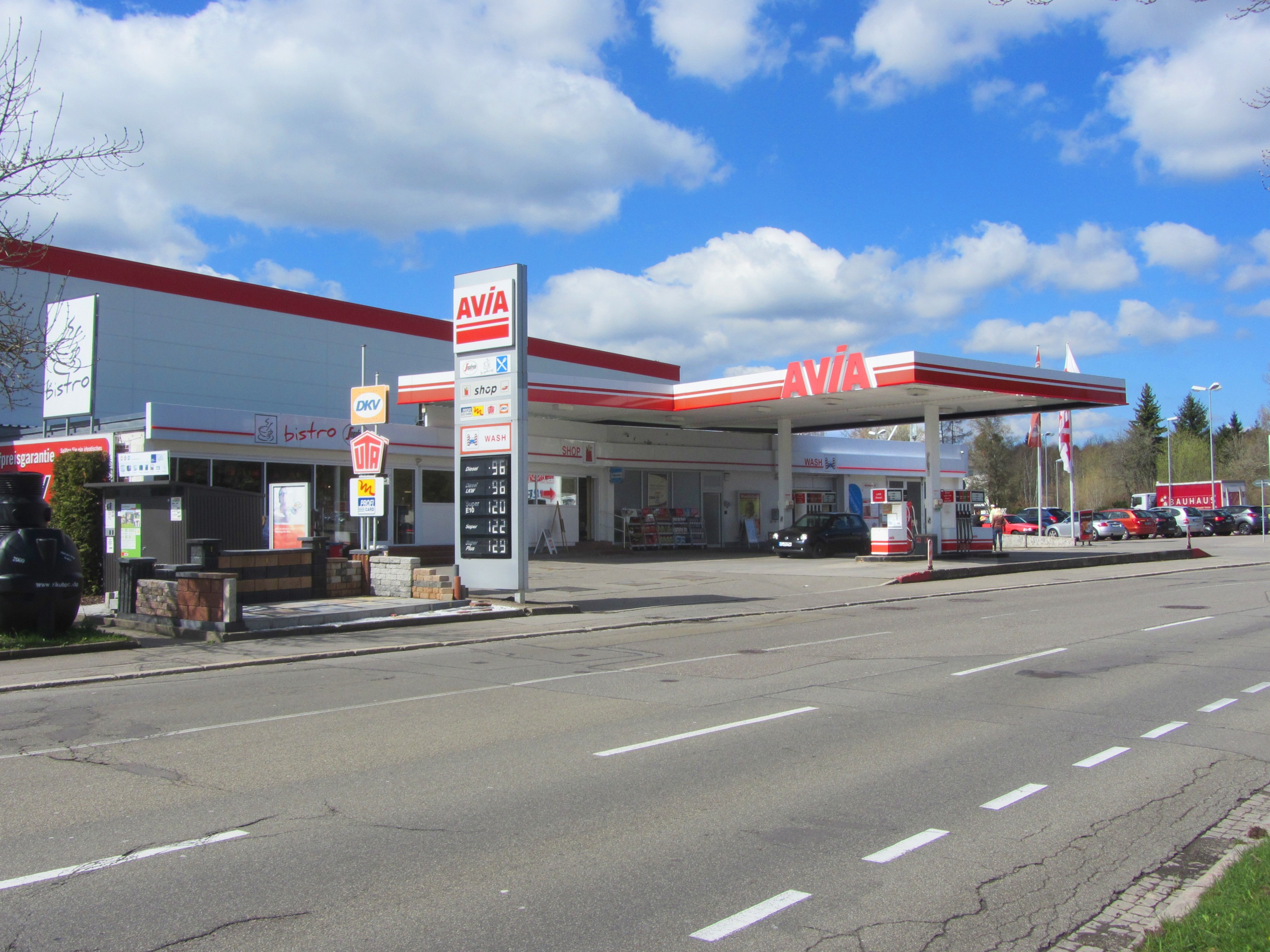 AVIA Tankstelle Bild  3