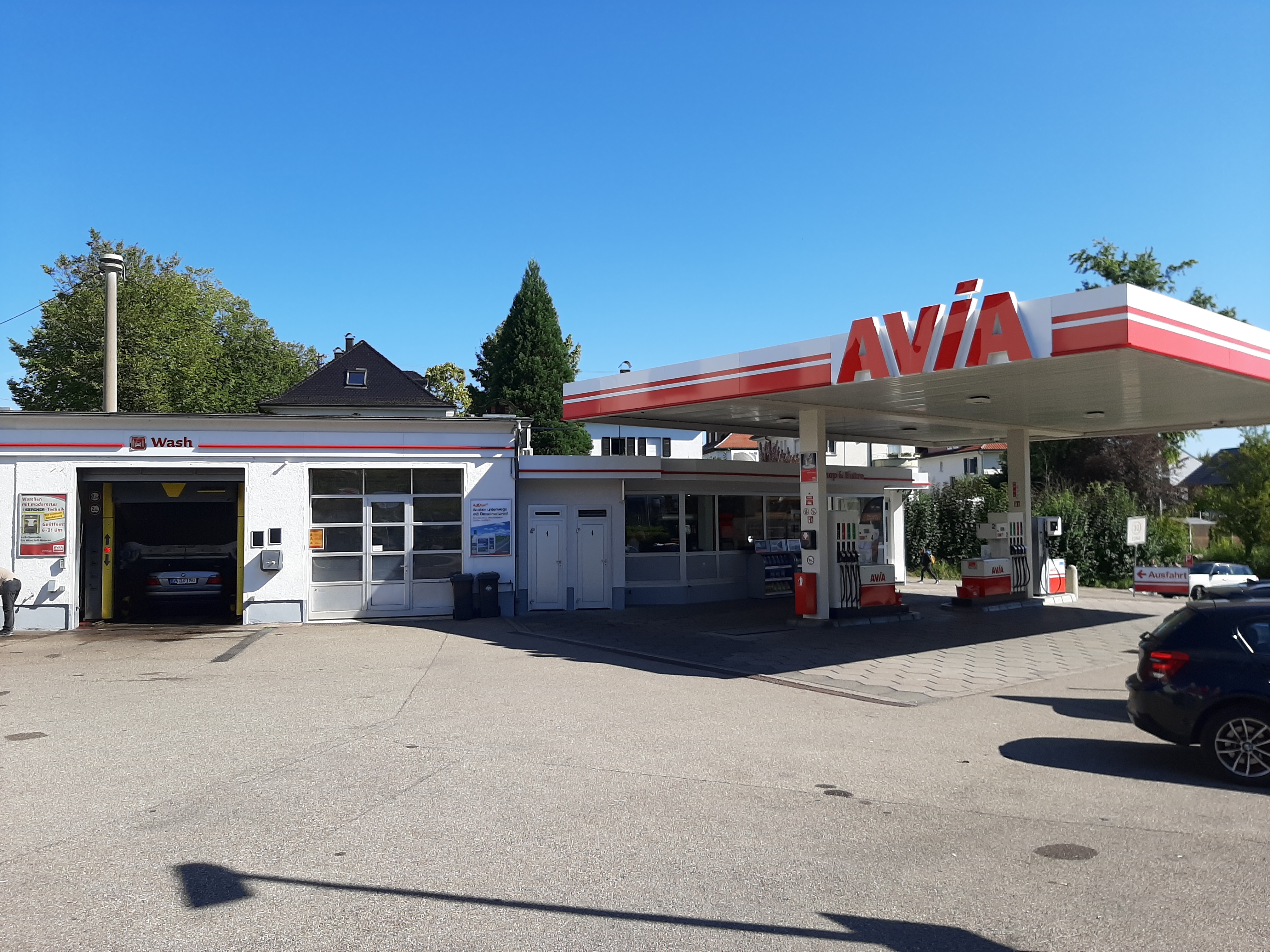 AVIA Tankstelle Bild  3