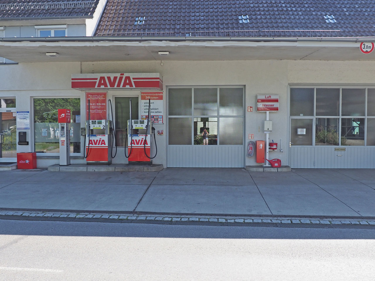 AVIA XPress Bild  1