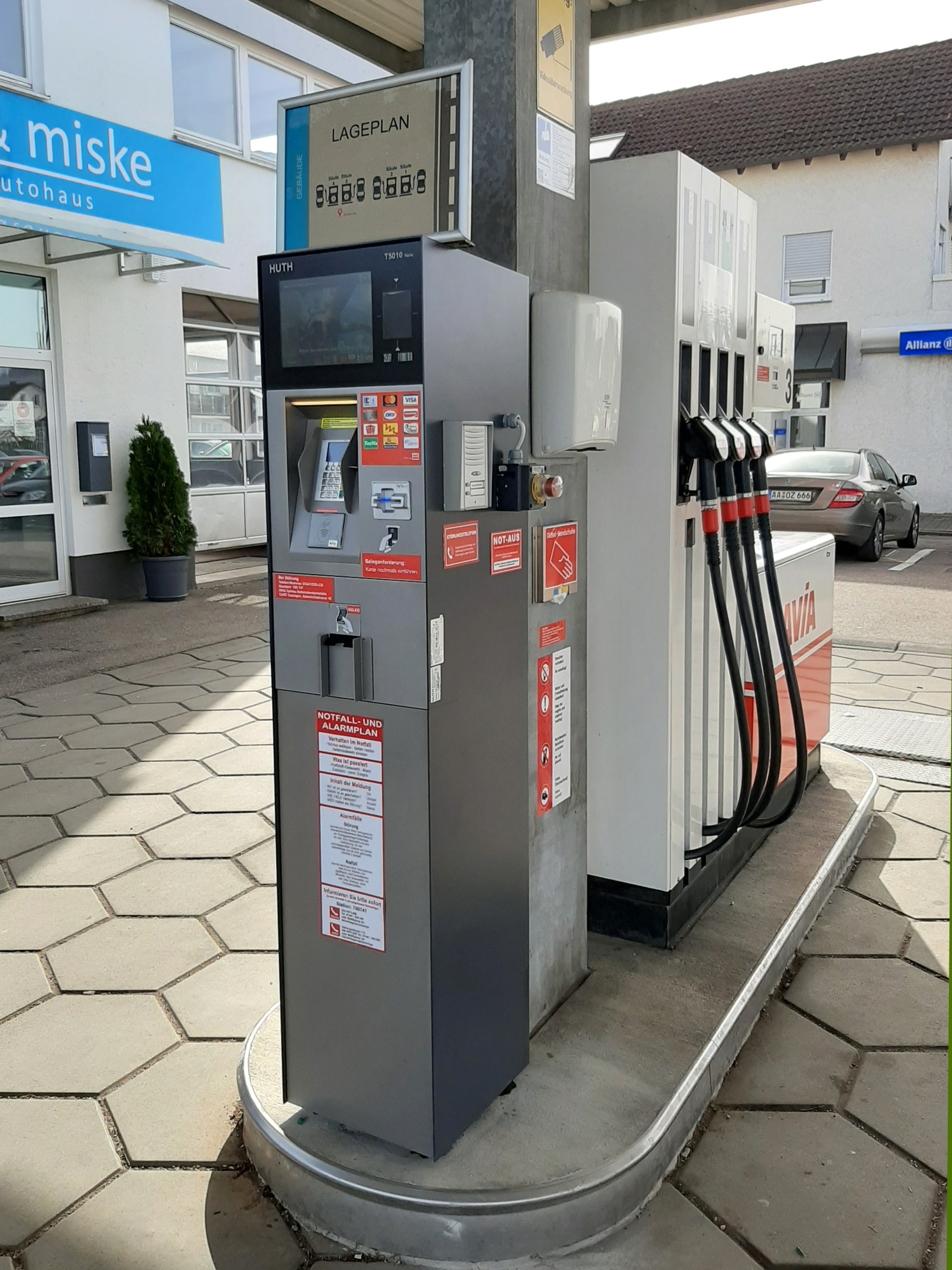 AVIA XPress Bild  1