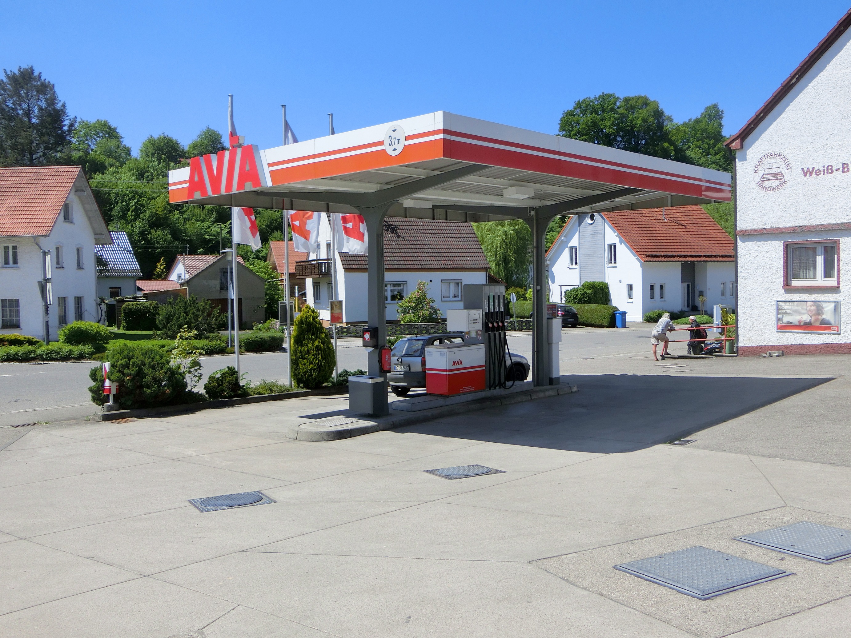 AVIA Tankstelle Bild  1