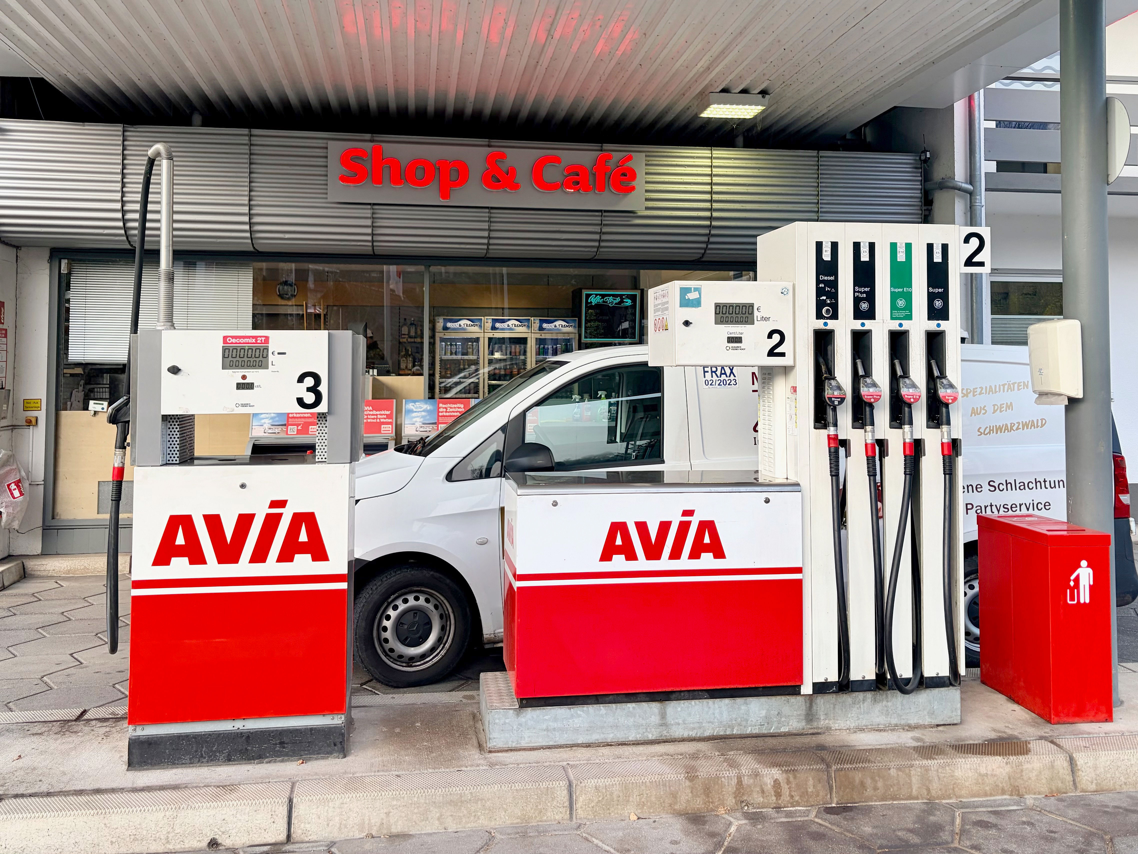 AVIA Tankstelle Bild  3