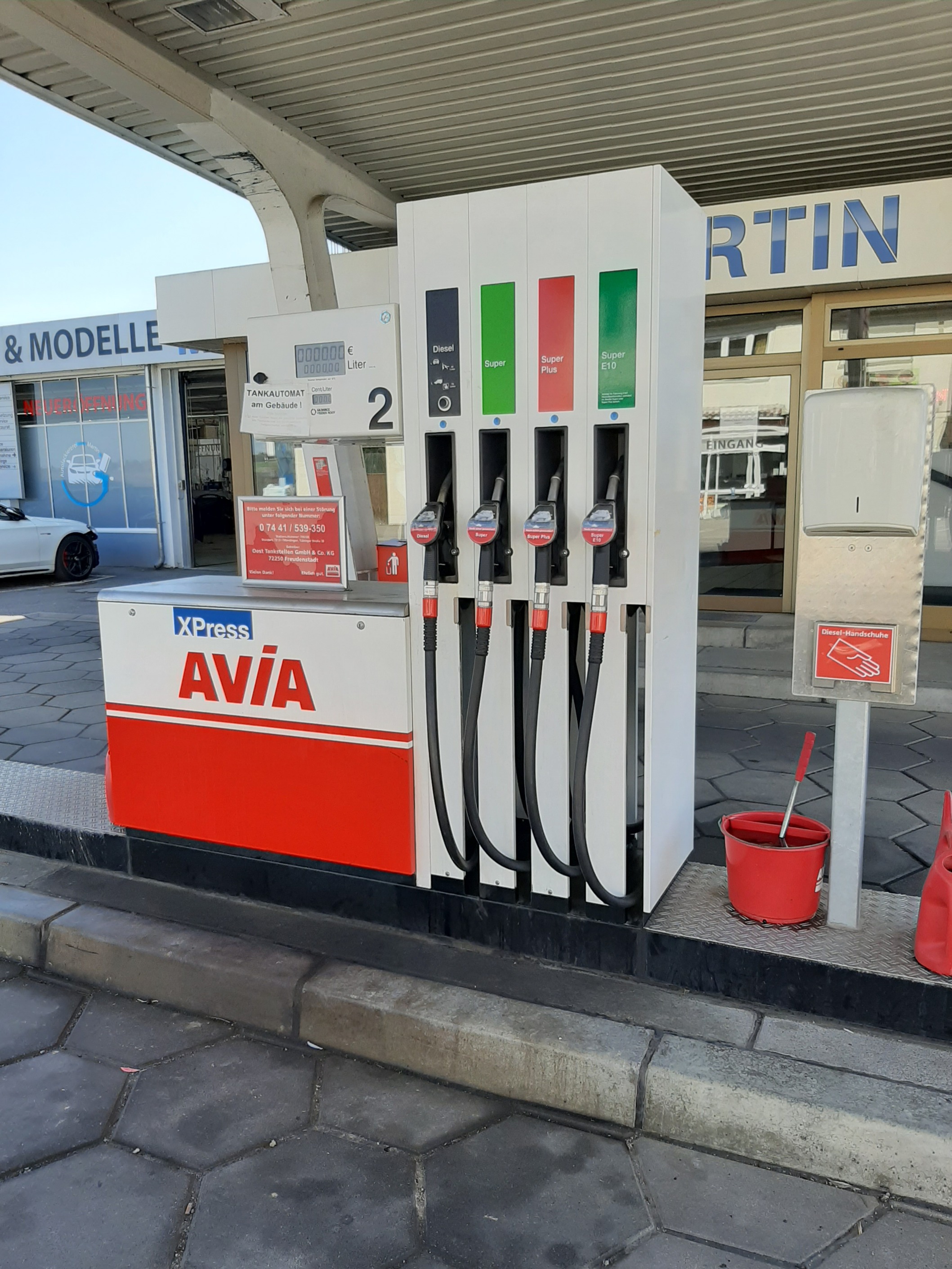 AVIA XPress Bild  2