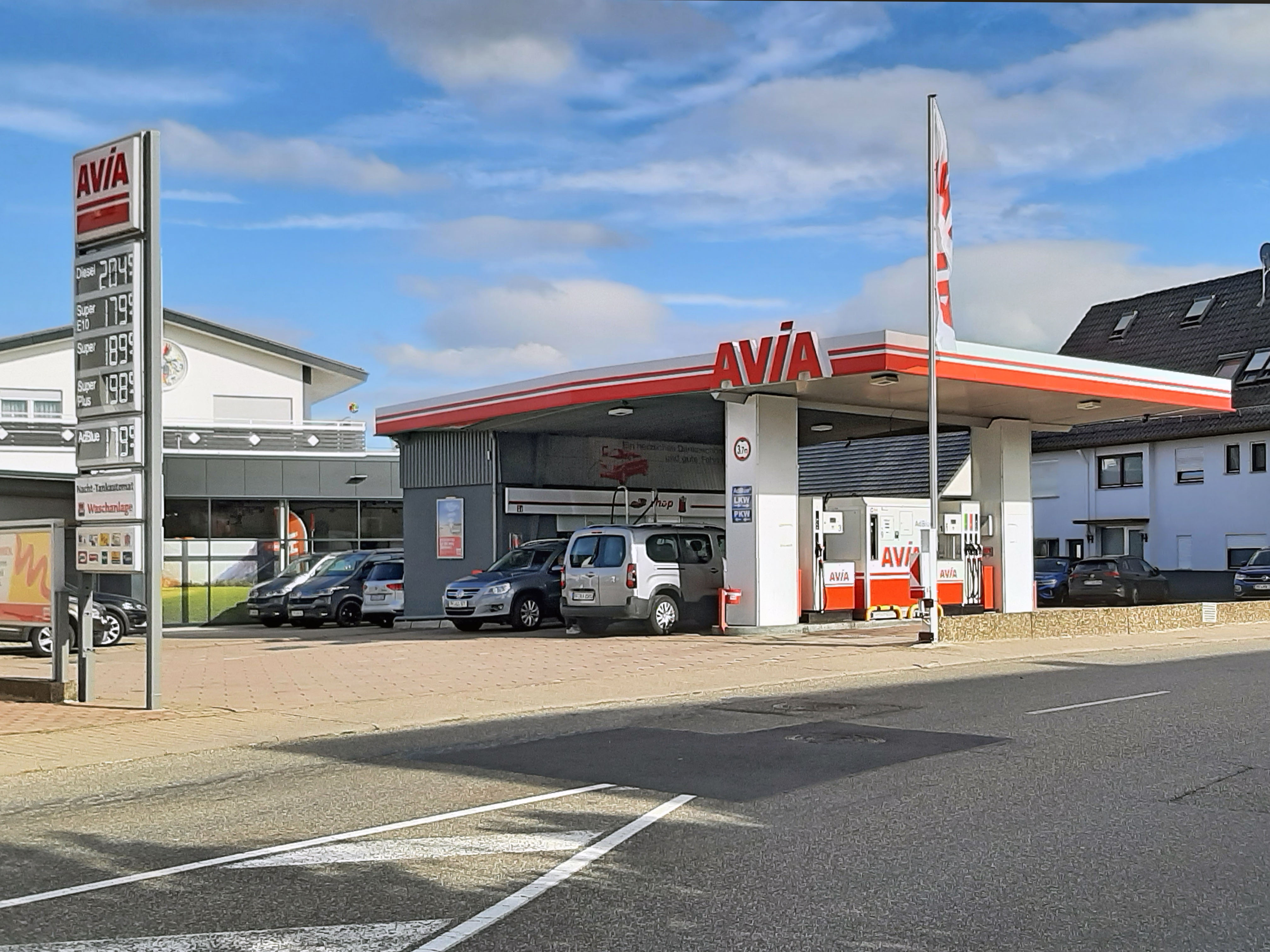 AVIA Tankstelle Bild  3