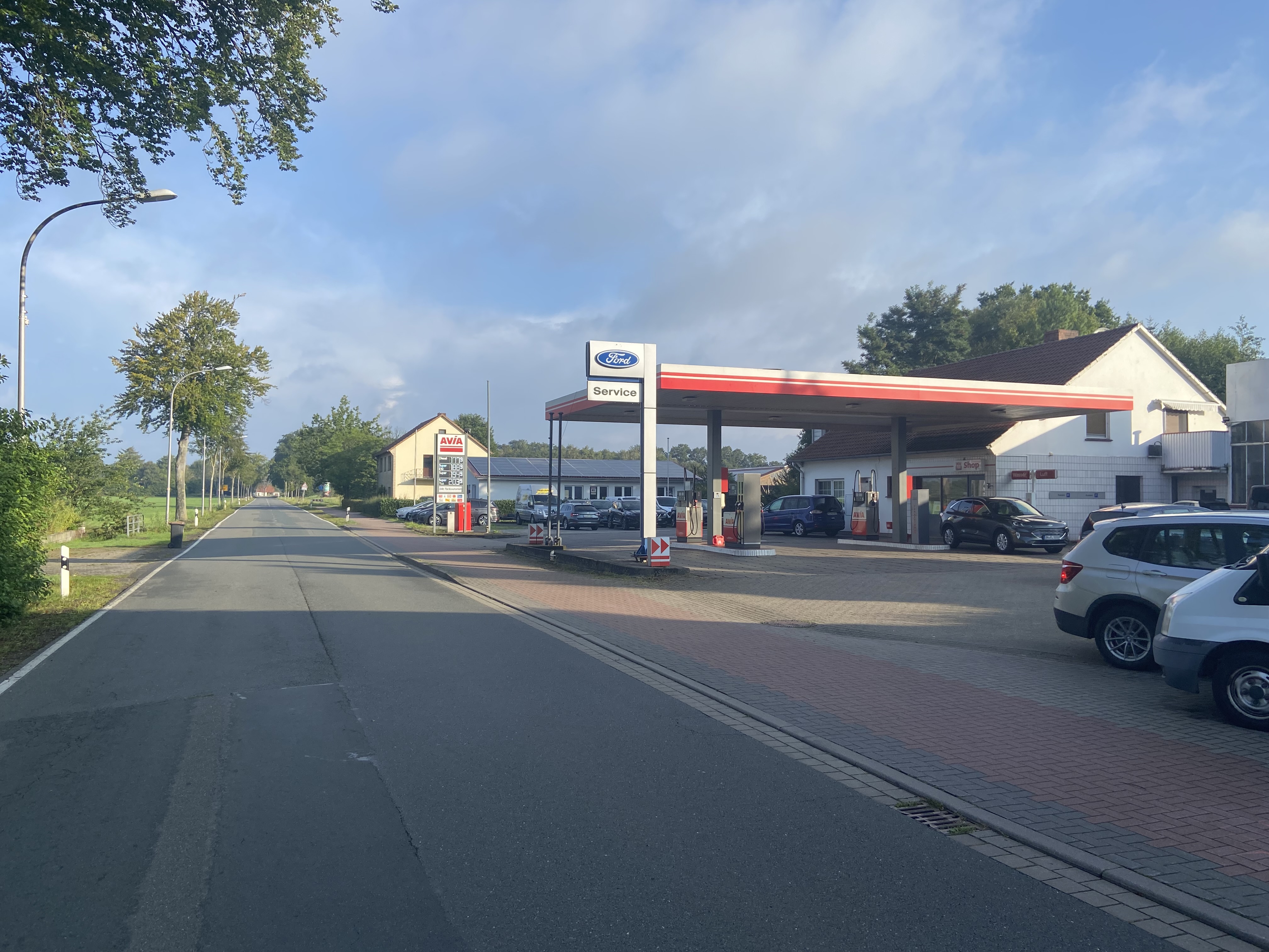 AVIA Tankstelle Bild  3