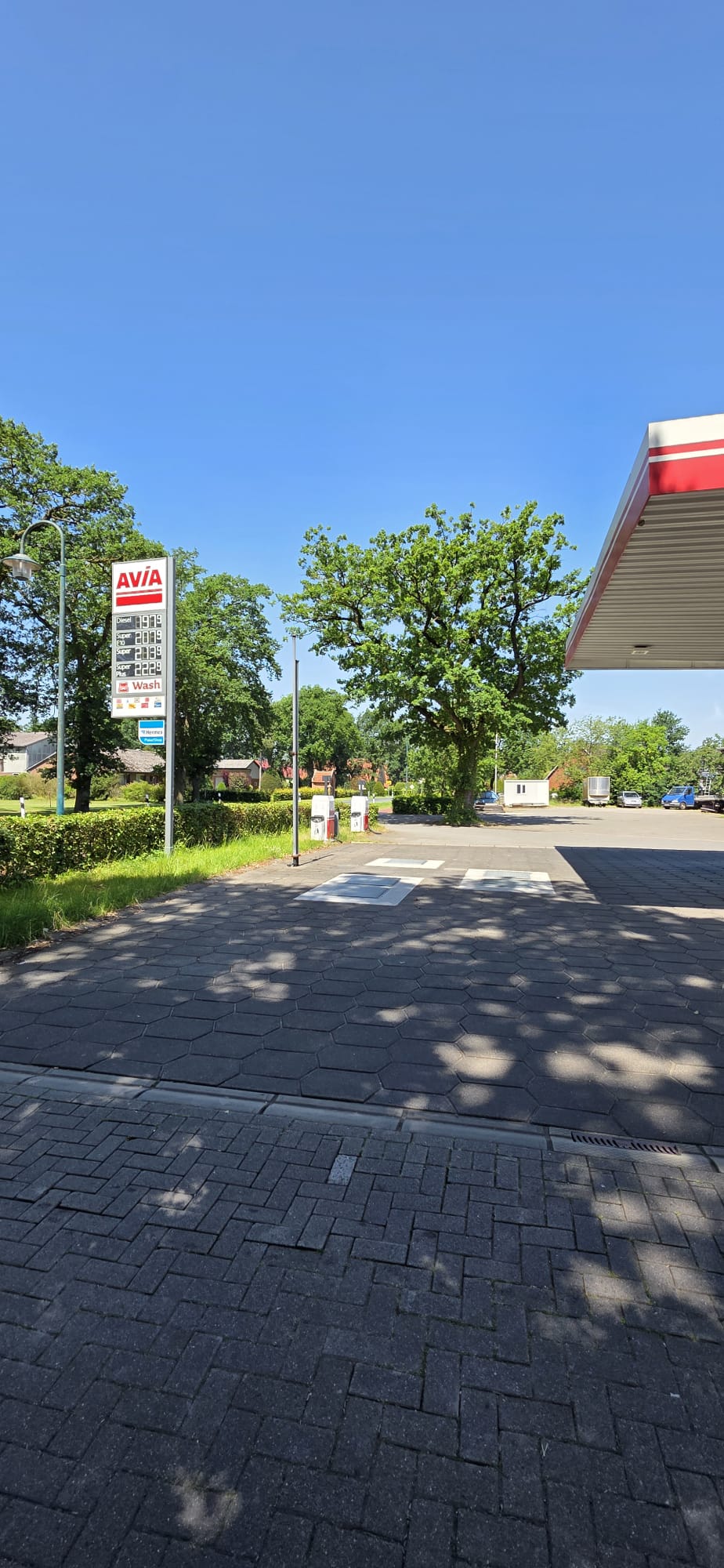 AVIA Tankstelle Bild  3