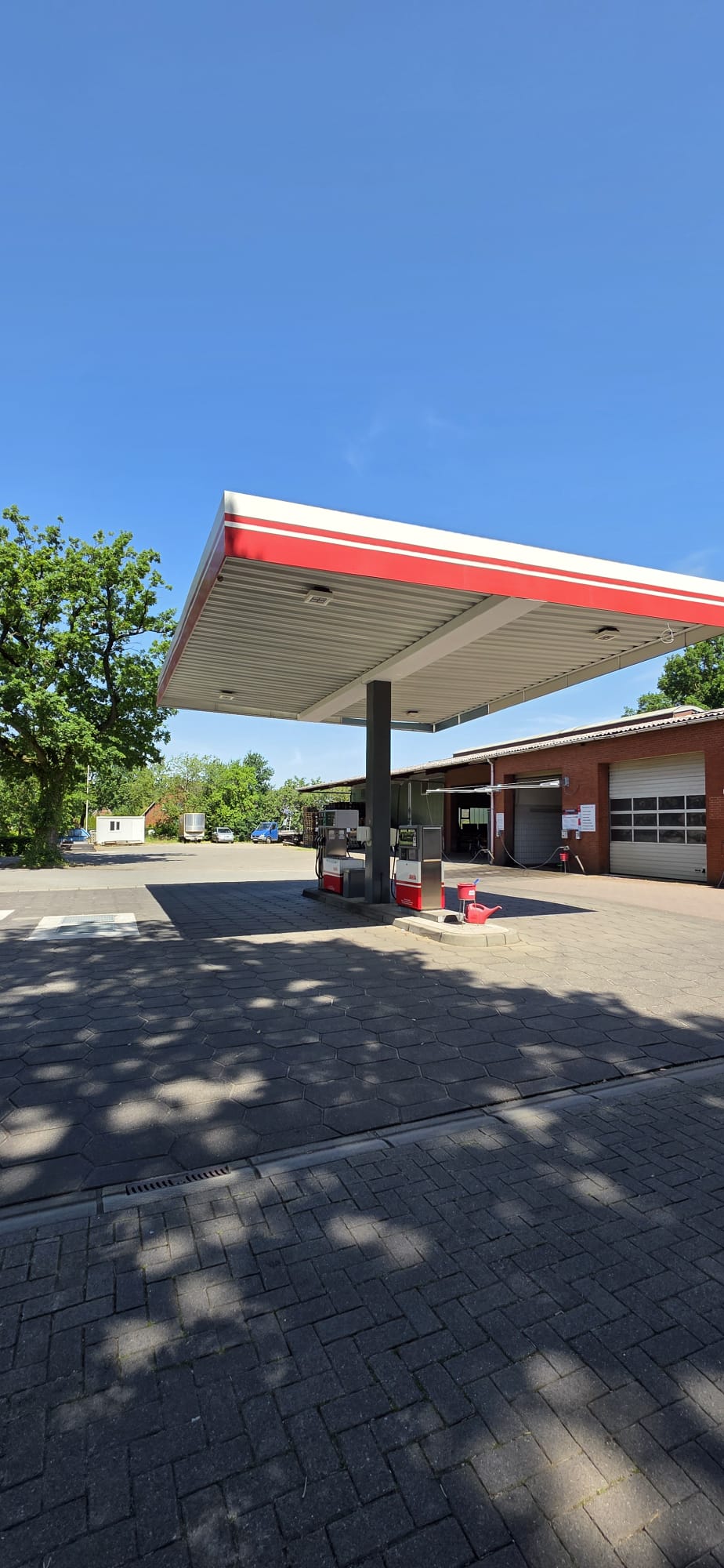 AVIA Tankstelle Bild  1