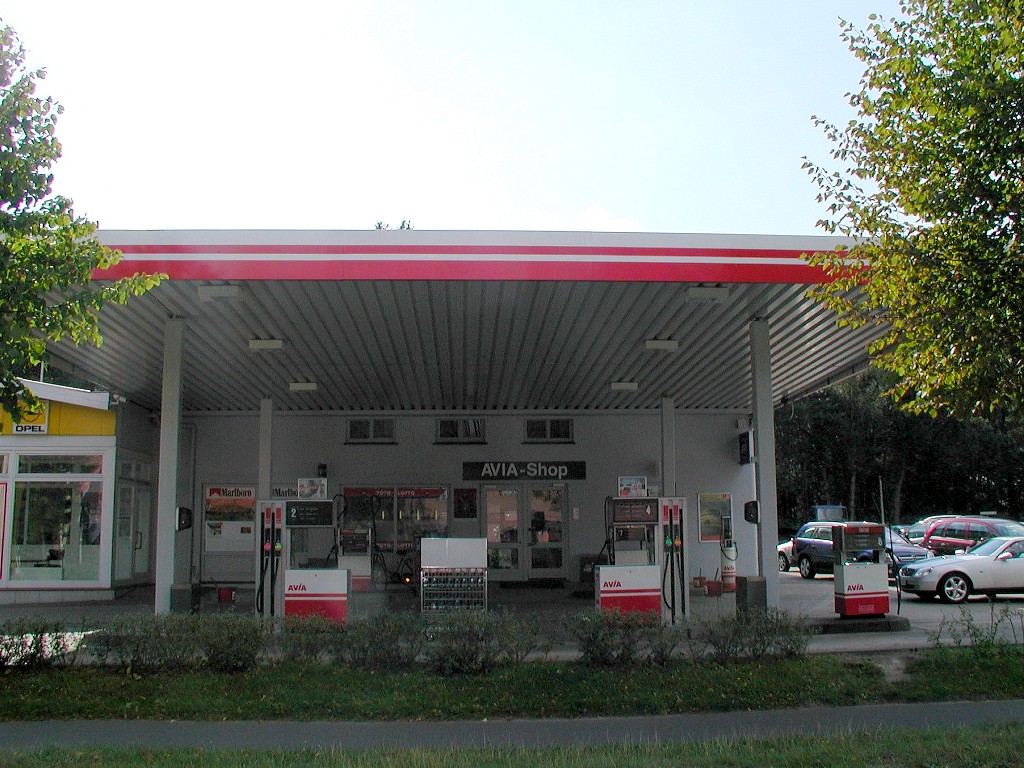 AVIA Tankstelle Bild  2