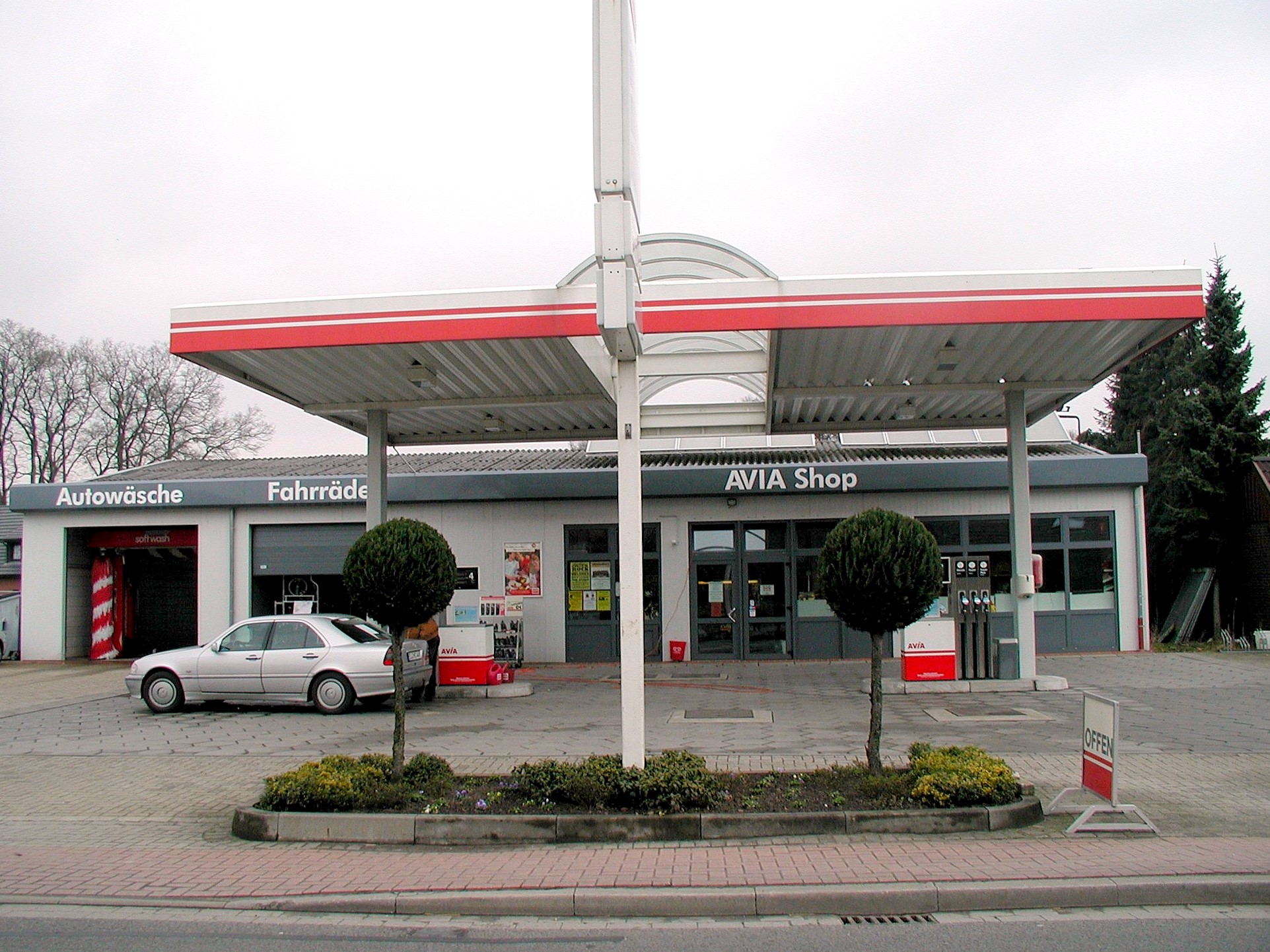 AVIA Tankstelle Bild  1