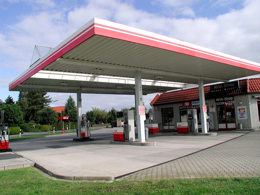 AVIA Tankstelle Bild  3