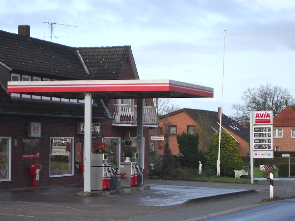 AVIA Tankstelle Bild  1