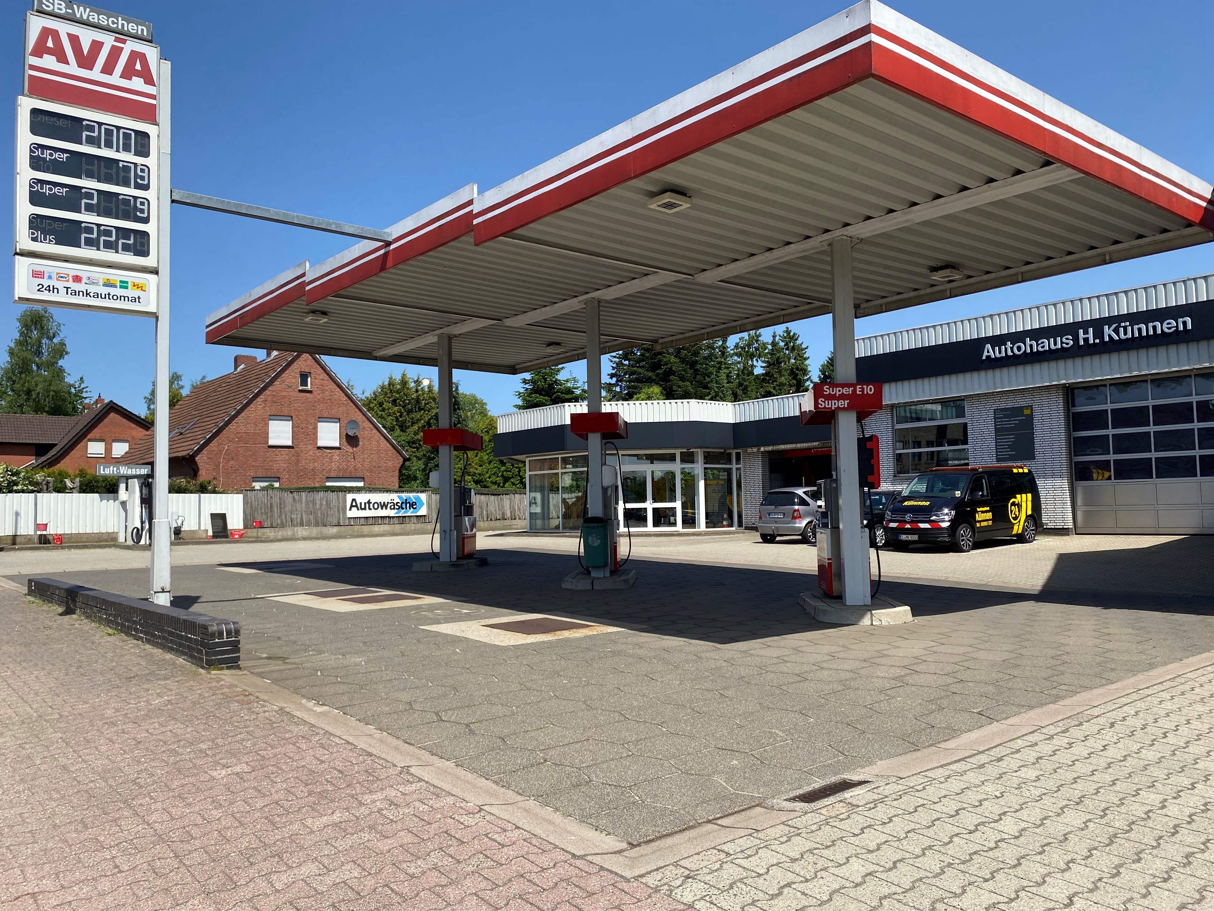 AVIA Tankstelle Bild  1