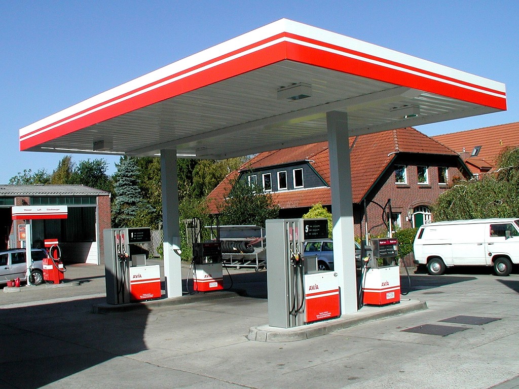 AVIA Tankstelle Bild  3