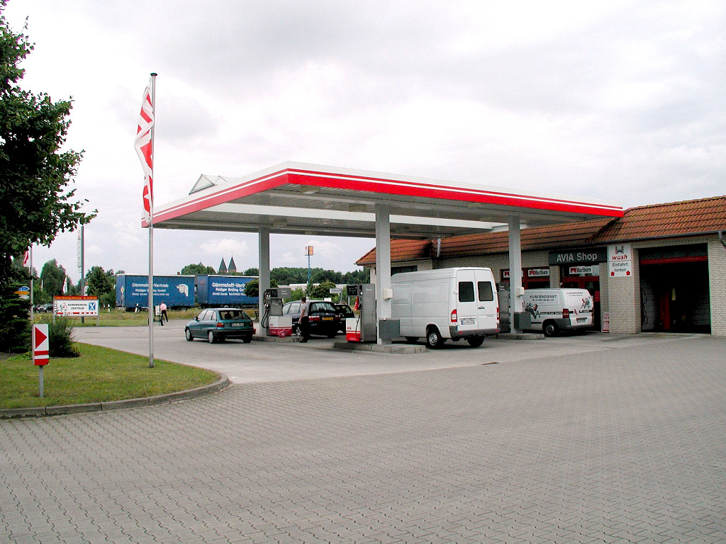 AVIA Tankstelle Bild  1