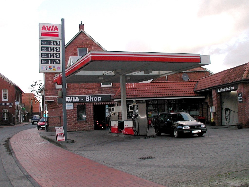 AVIA Tankstelle Bild  1
