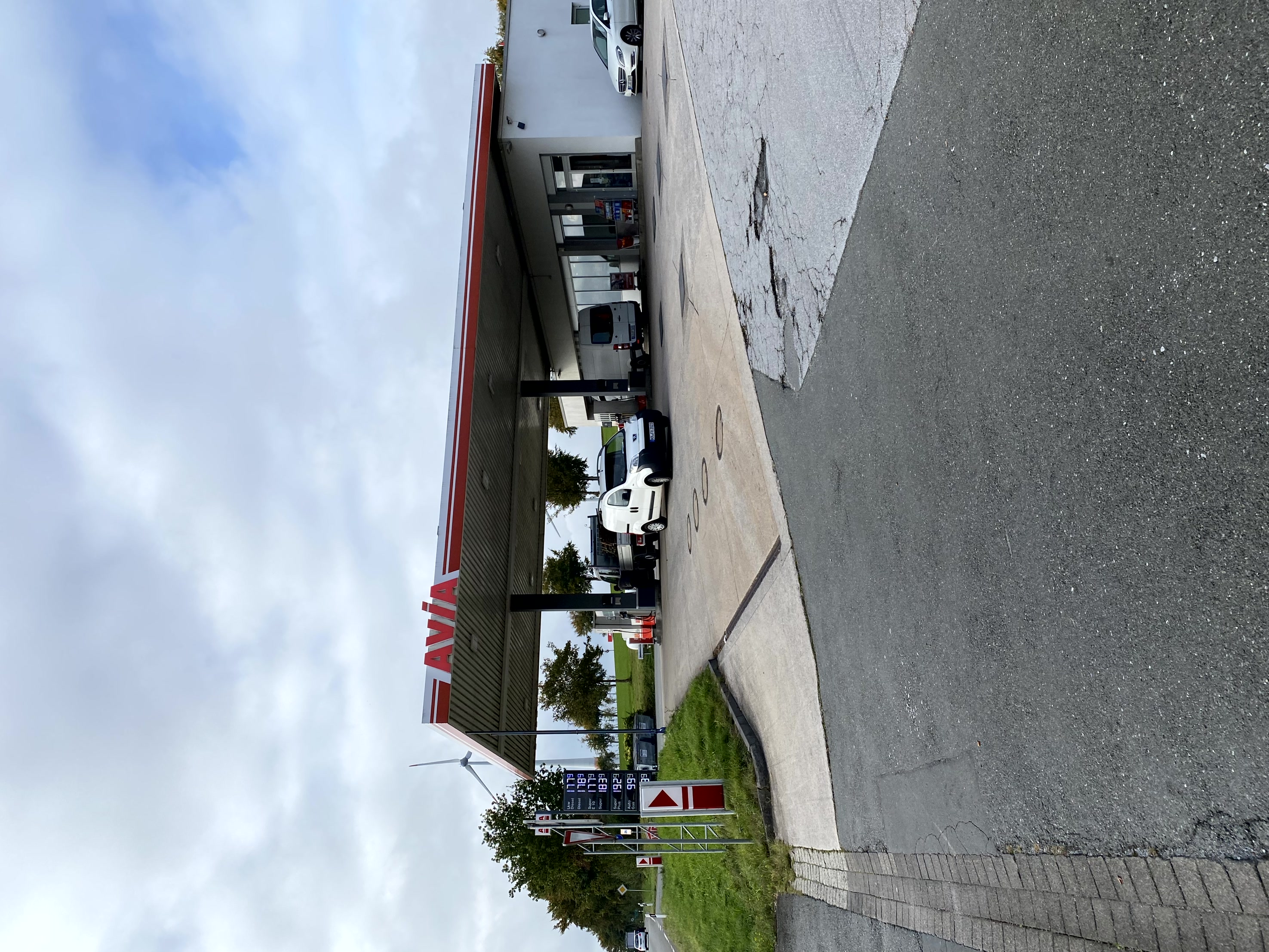 AVIA Tankstelle Bild  1