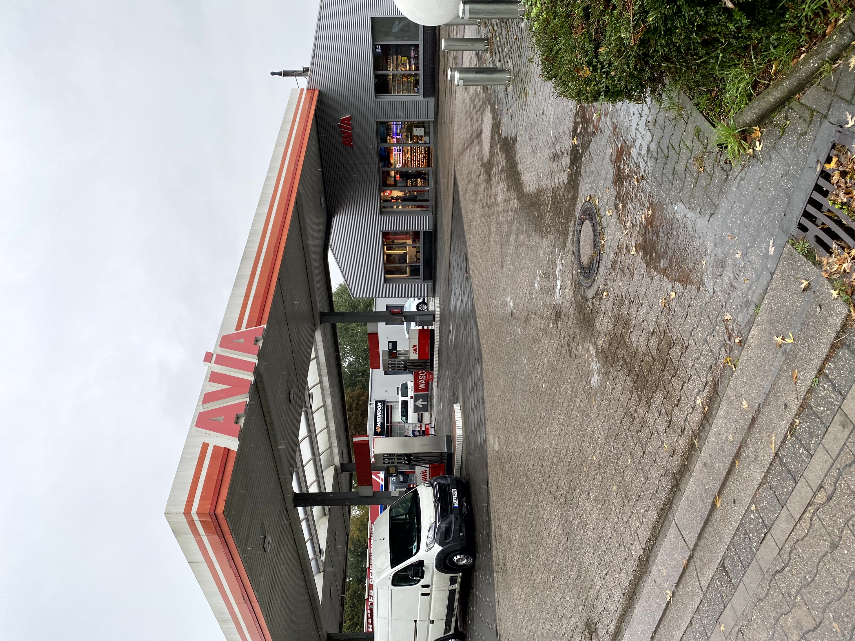 AVIA Tankstelle Bild  3