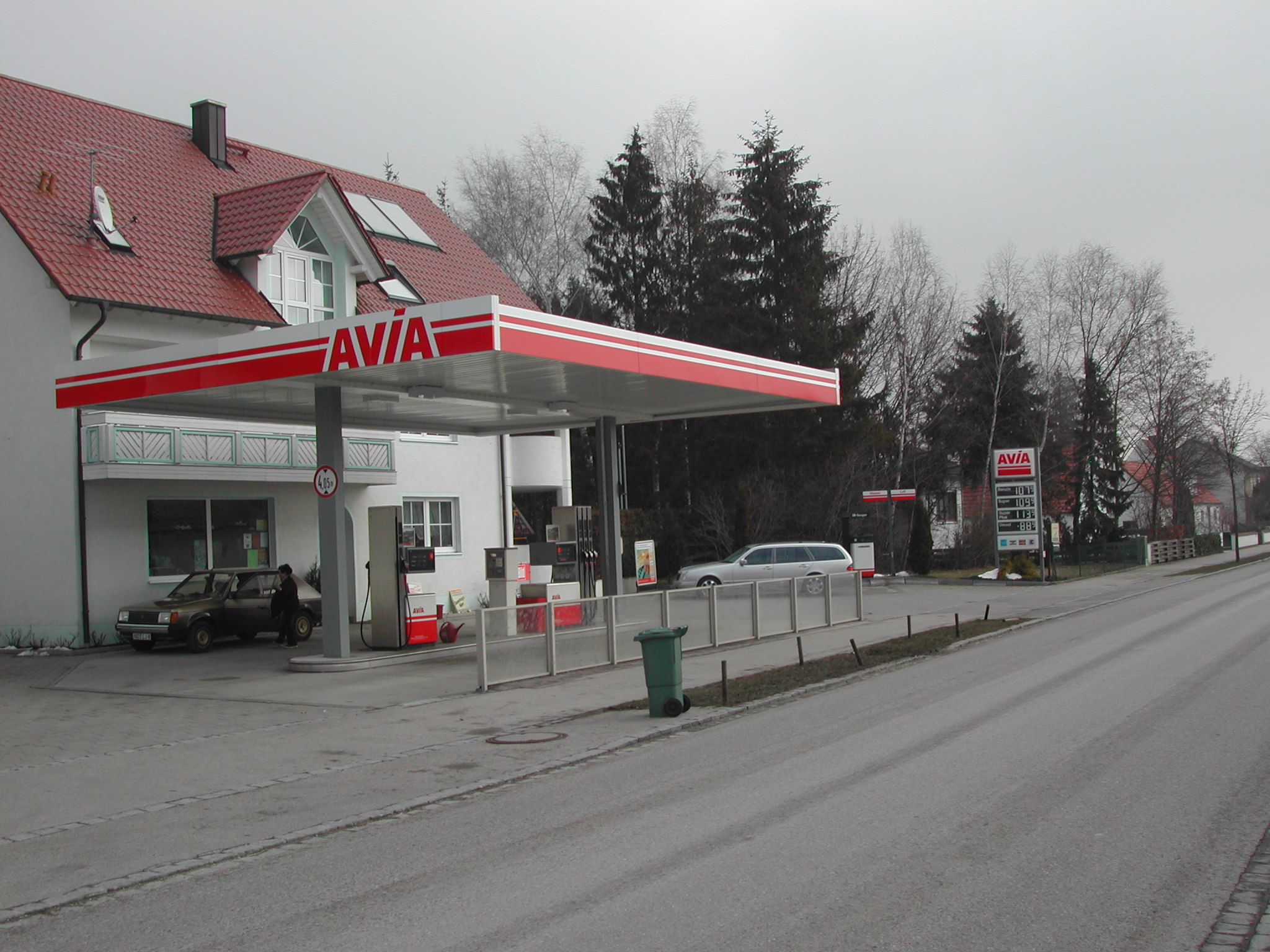 AVIA Tankstelle Bild  3