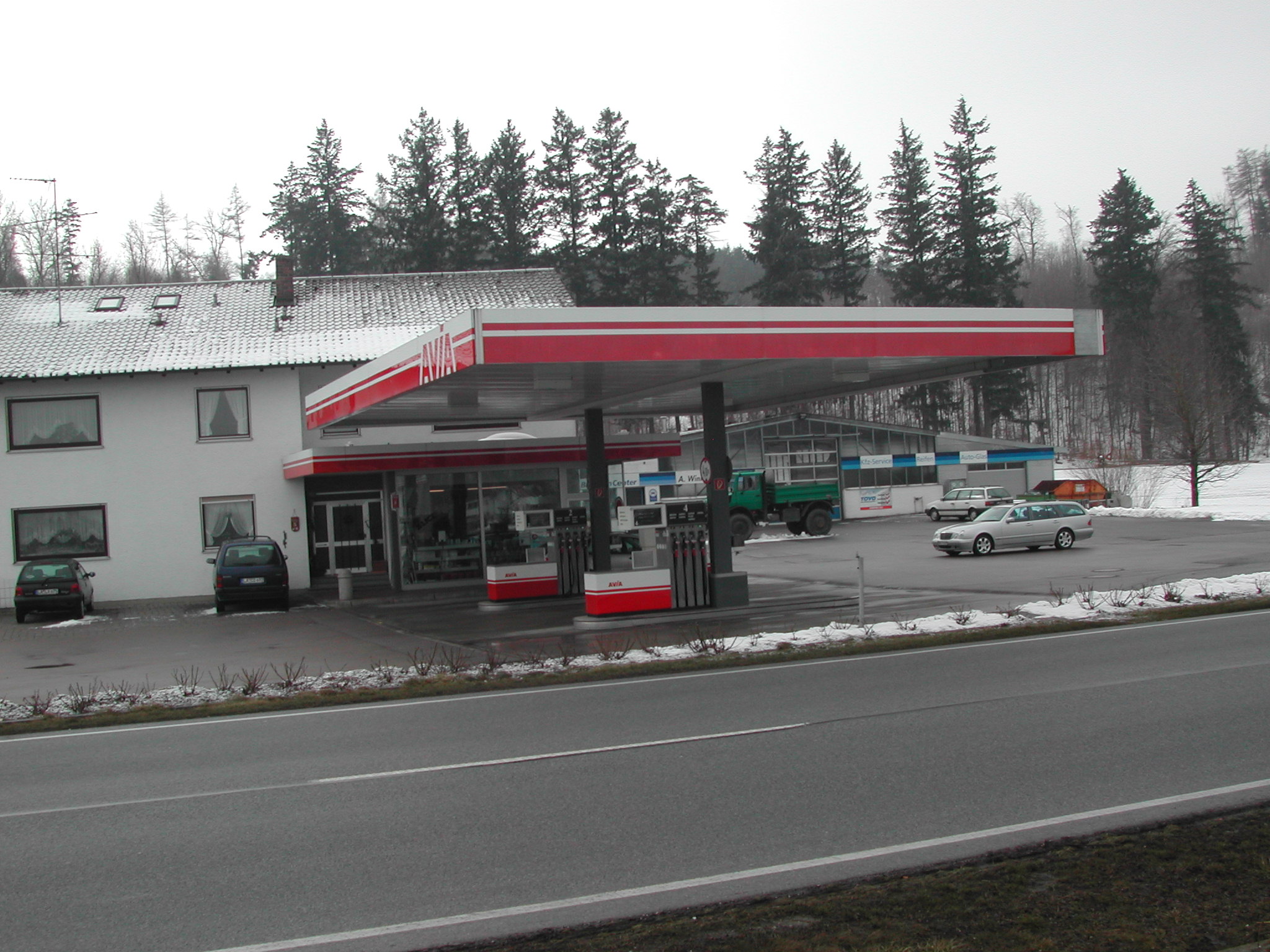 AVIA Tankstelle Bild  1