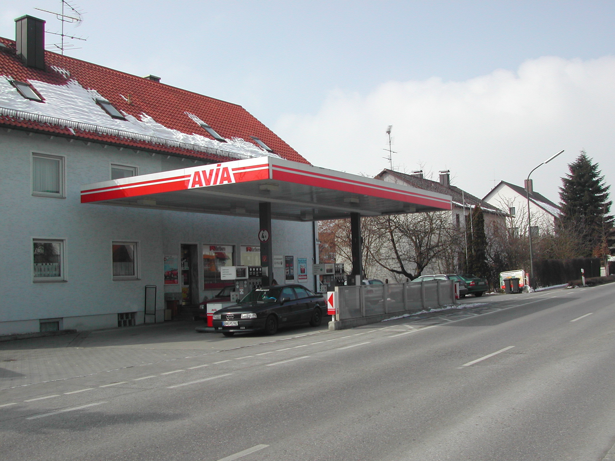 AVIA Tankstelle Bild  3