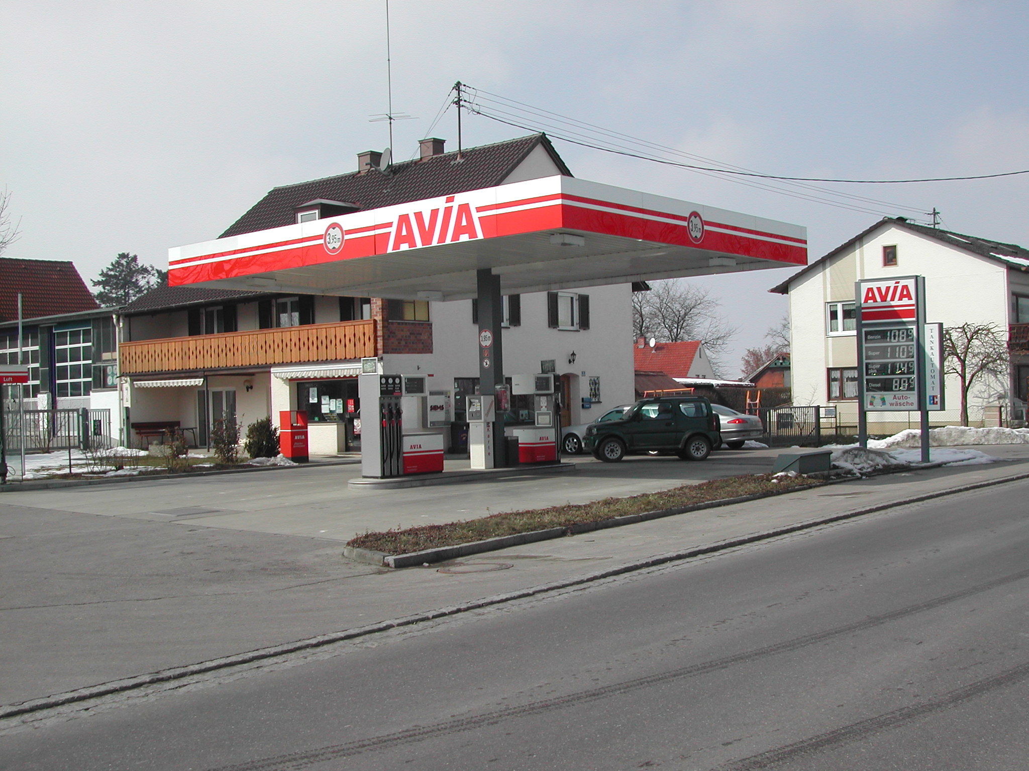 AVIA Tankstelle Bild  3