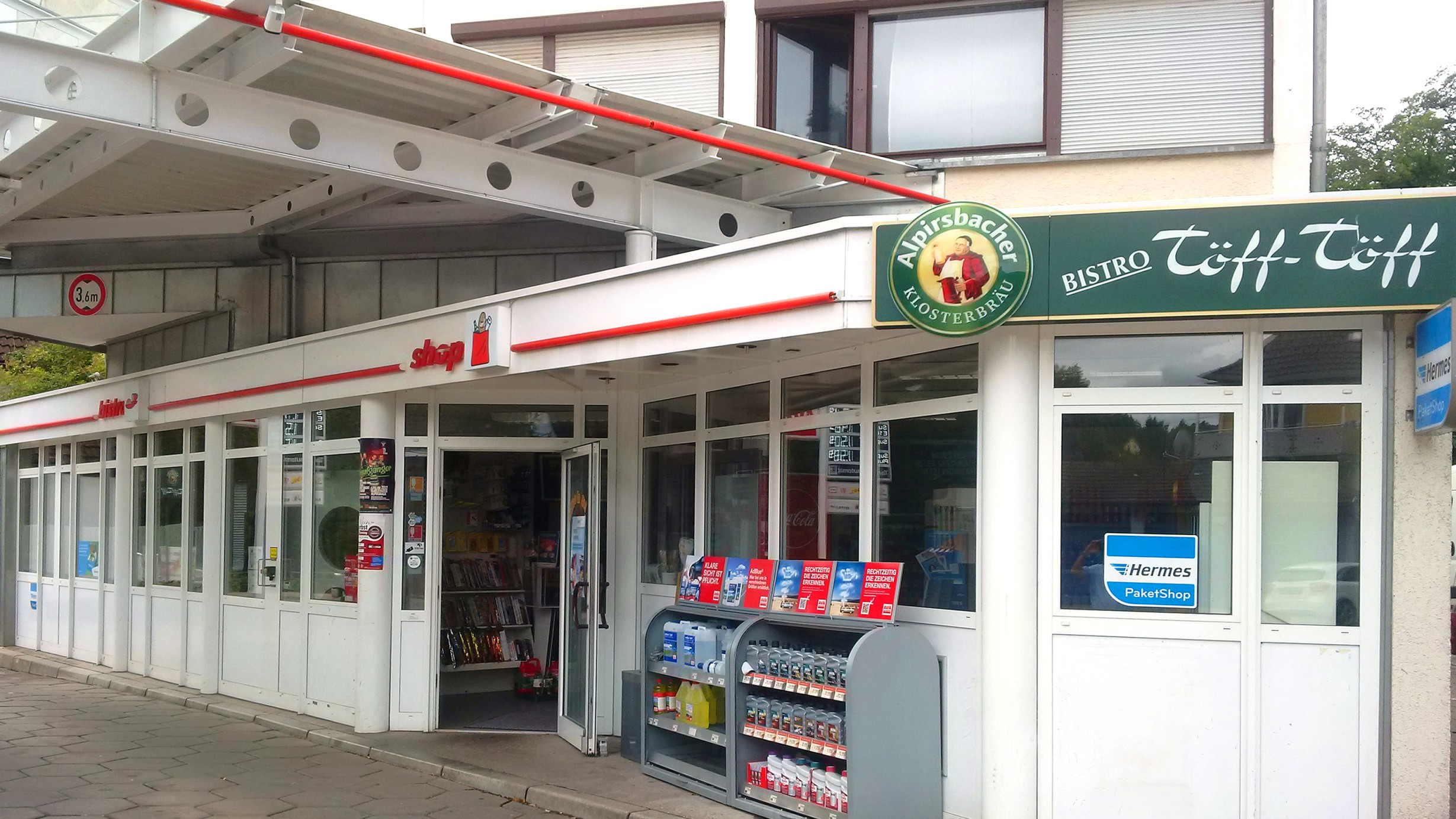 AVIA Tankstelle Bild  1