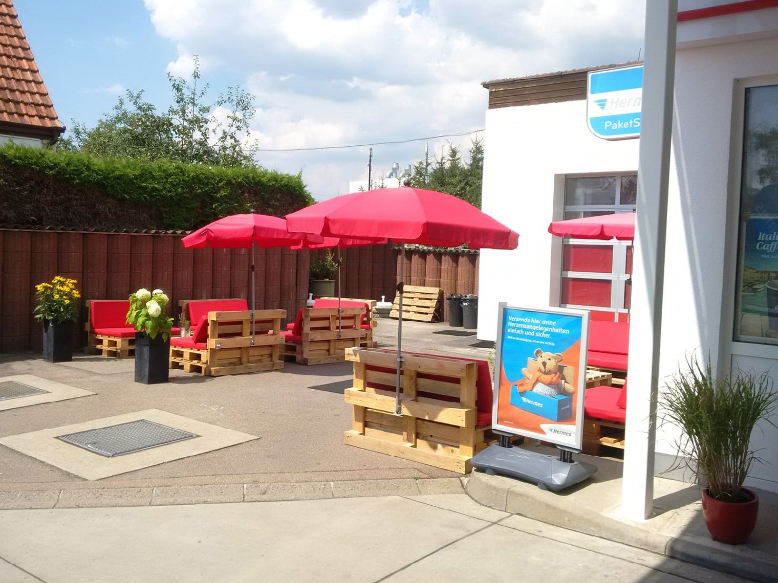 AVIA Tankstelle Bild  1