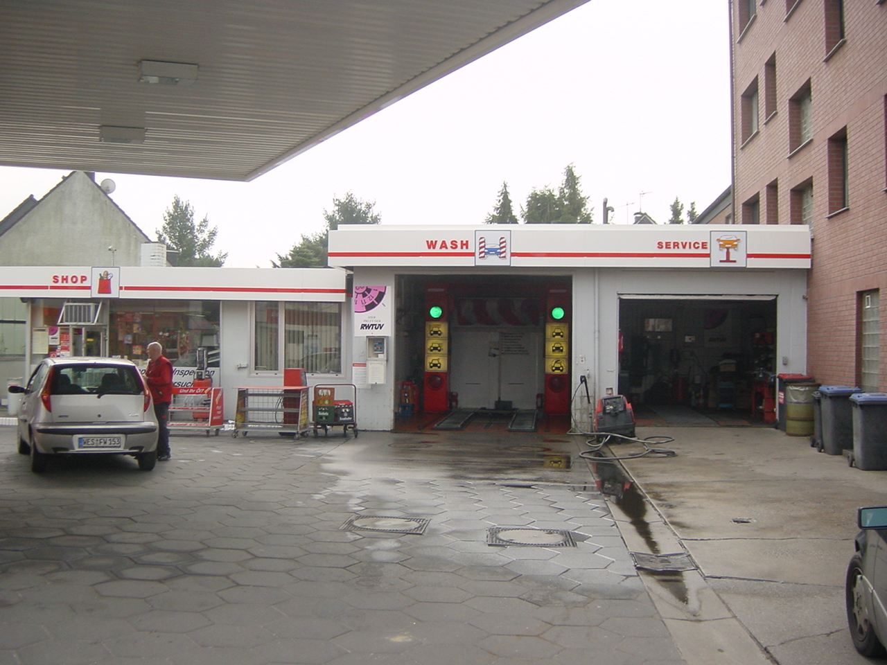 AVIA Tankstelle Bild  1