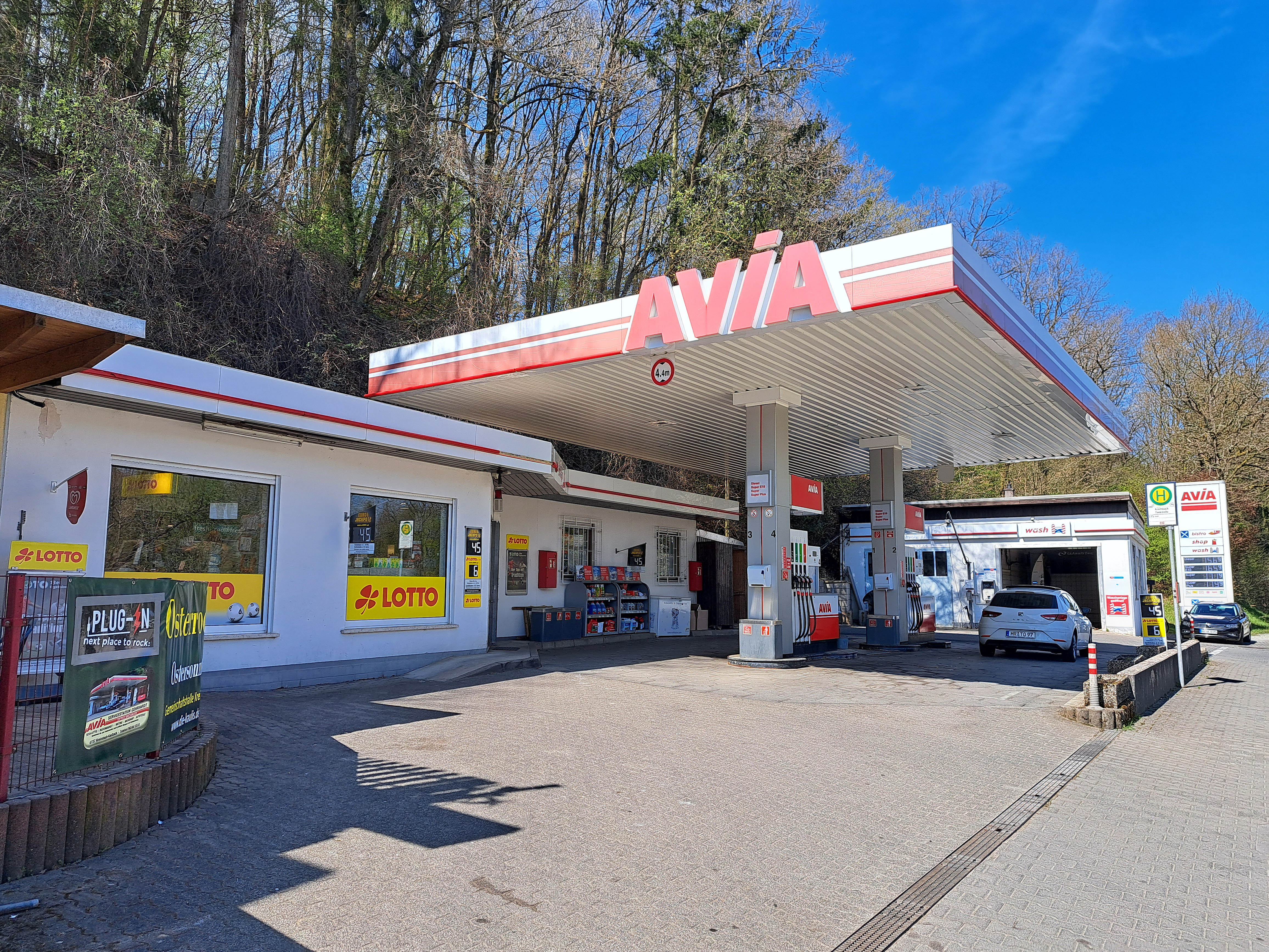 AVIA Tankstelle Bild  1