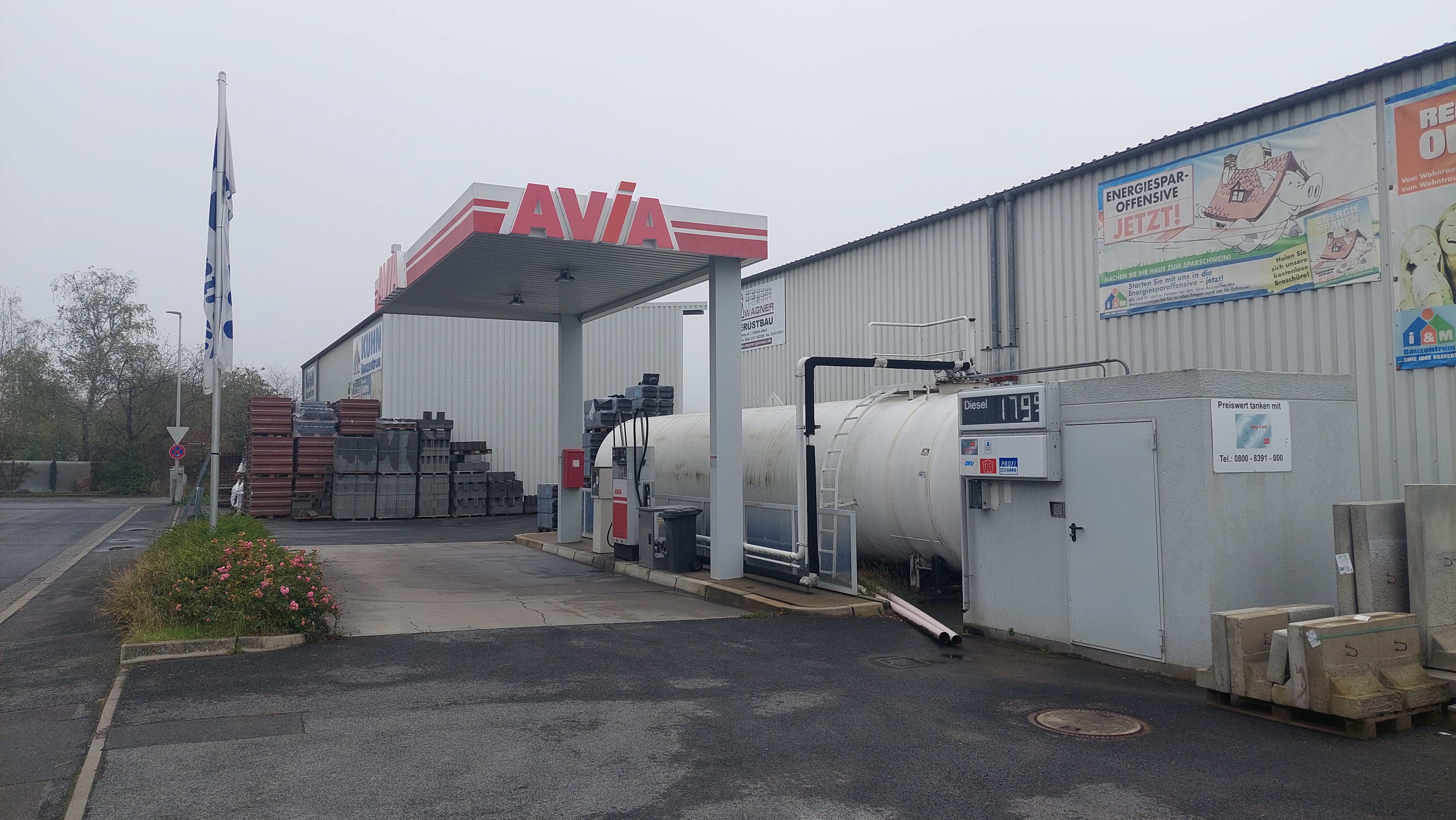 AVIA Automatentankstelle Bild  1
