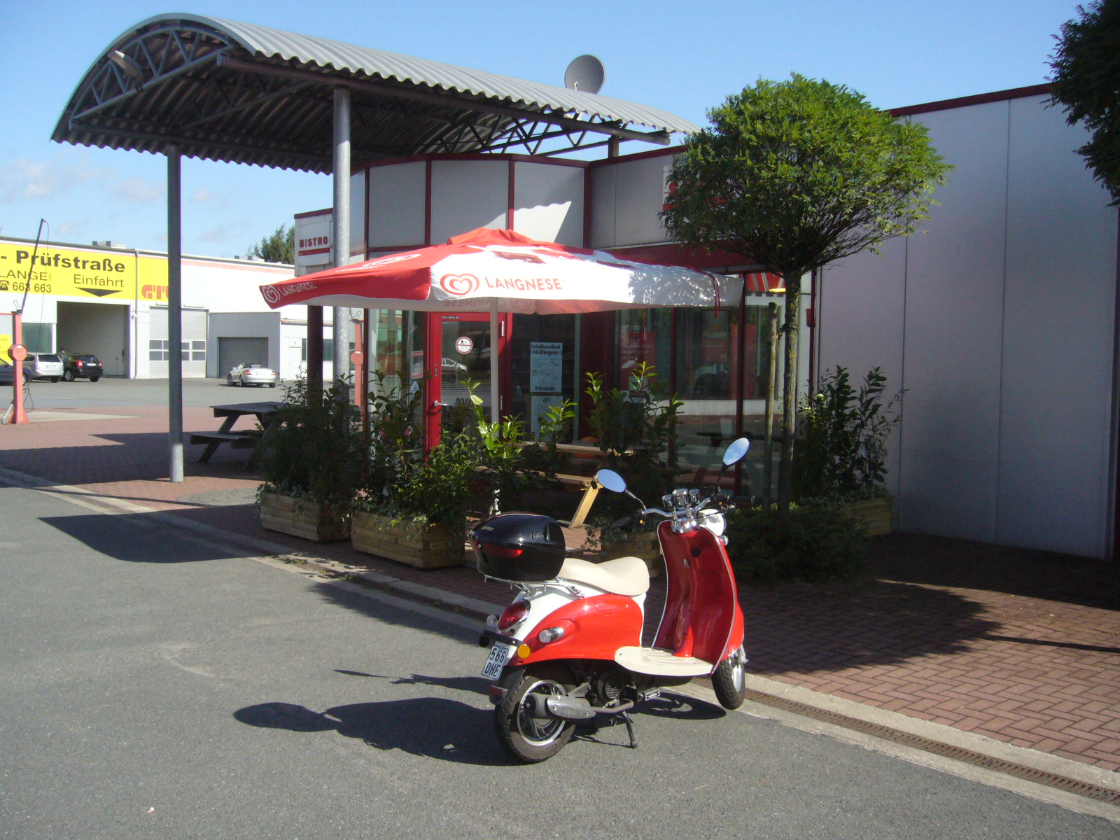 AVIA Tankstelle Bild  1
