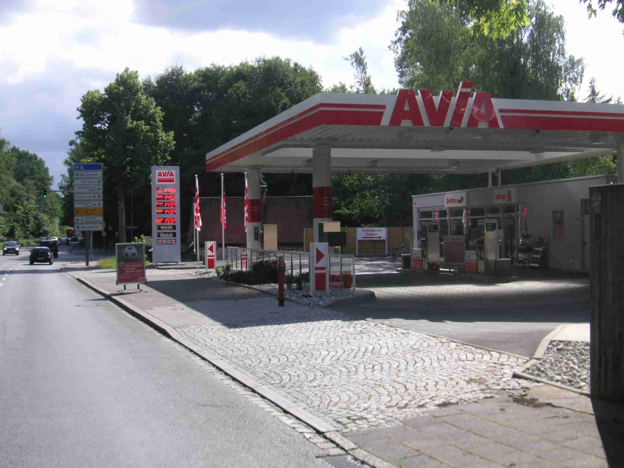AVIA Tankstelle Bild  1