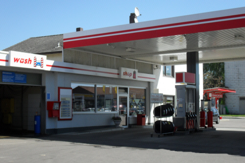 AVIA Tankstelle Bild  3