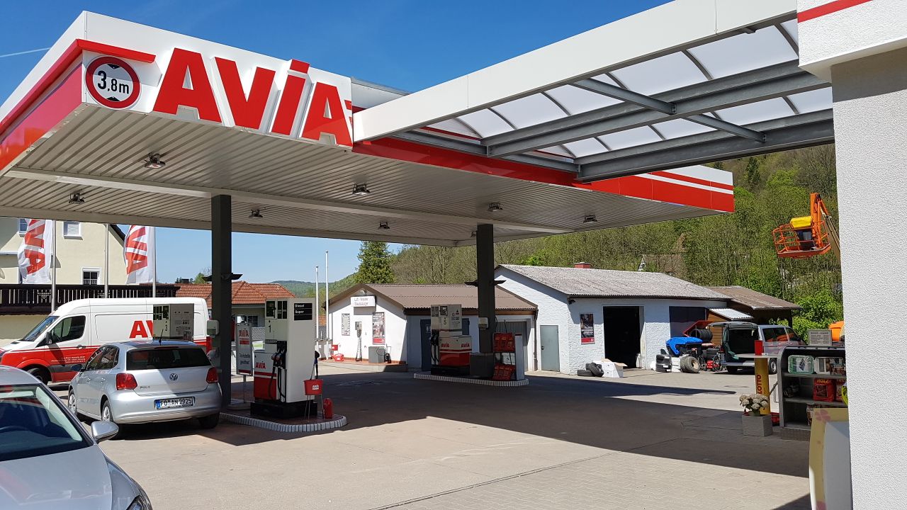 AVIA Tankstelle Bild  3