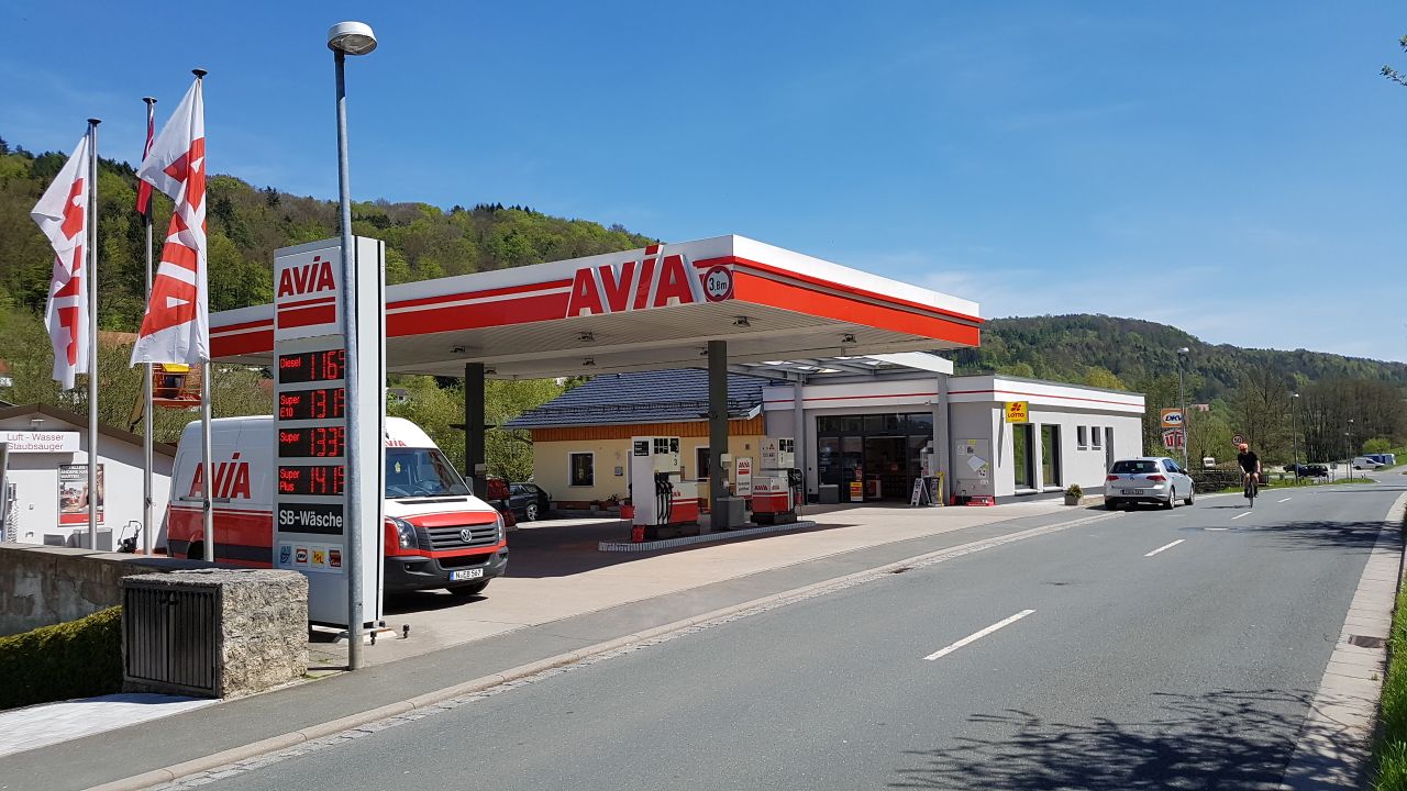AVIA Tankstelle Bild  1