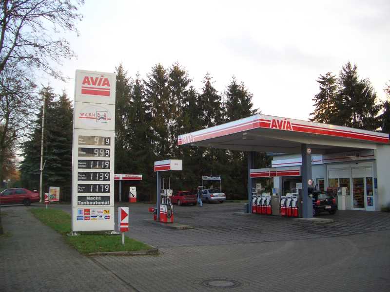 AVIA Tankstelle Bild  3