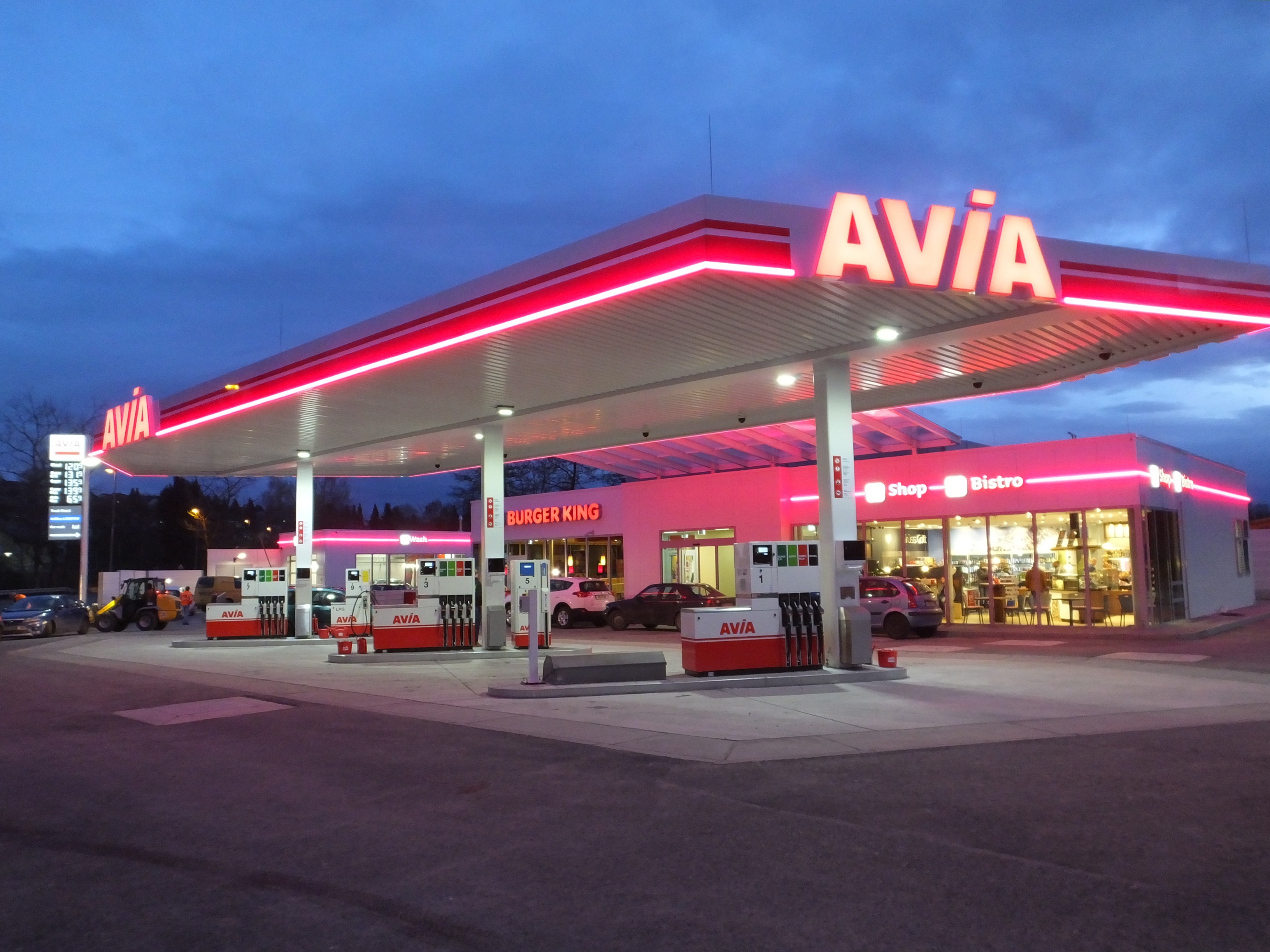 AVIA Tankstelle Bild  3