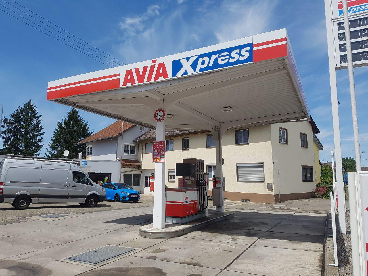 AVIA XPress Bild  1
