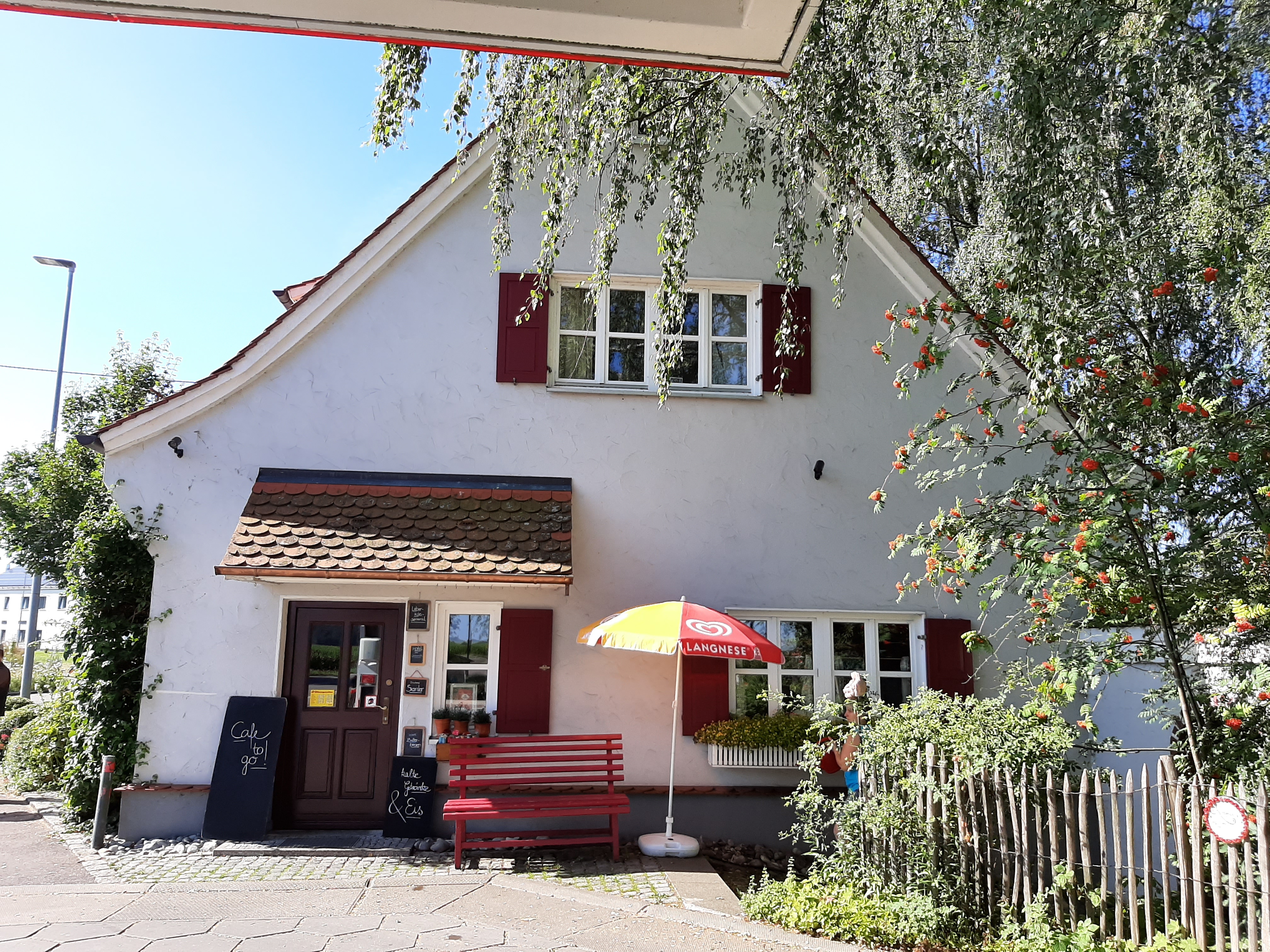 AVIA Tankstelle Bild  2