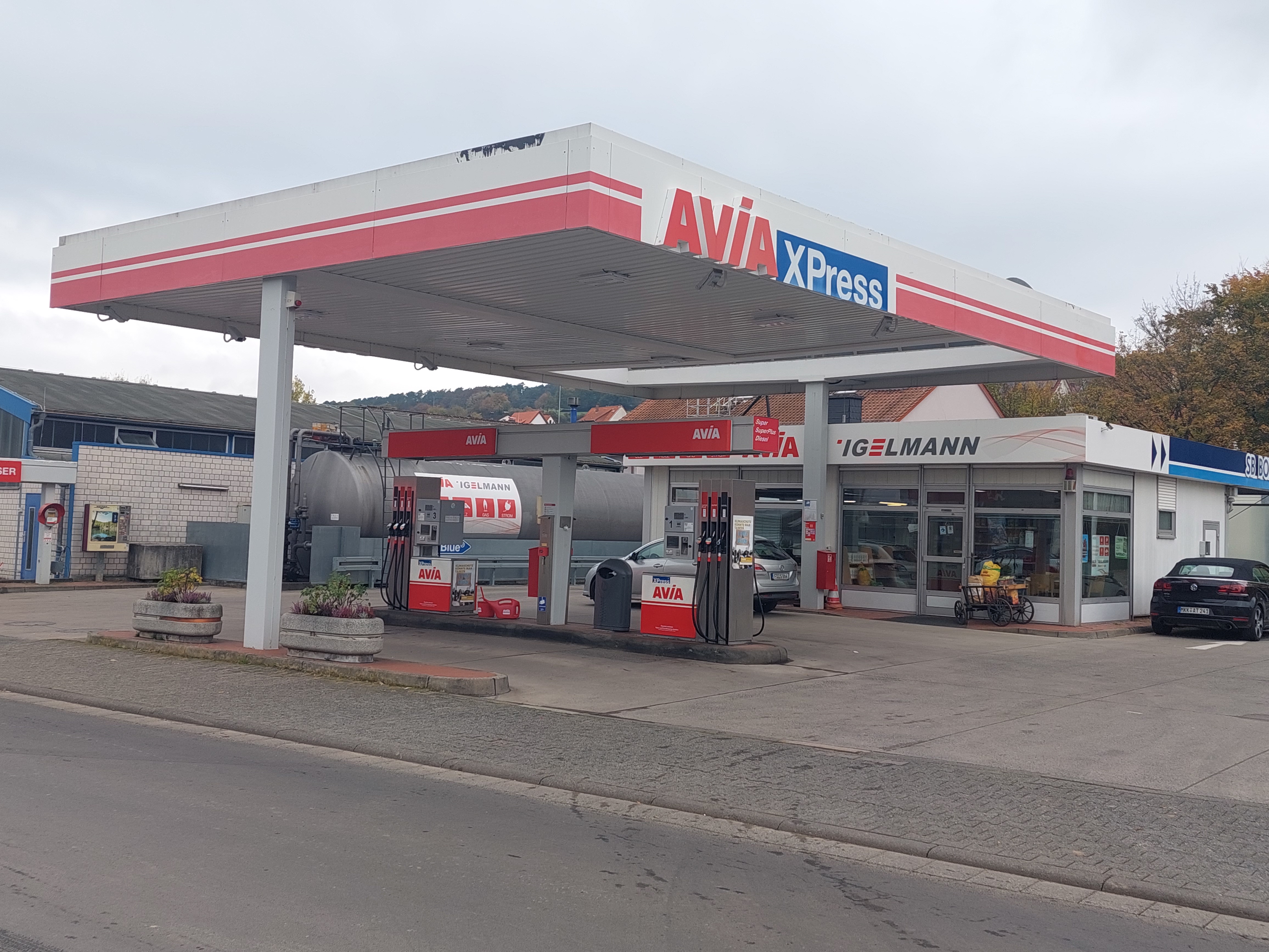 AVIA XPress Bild  1